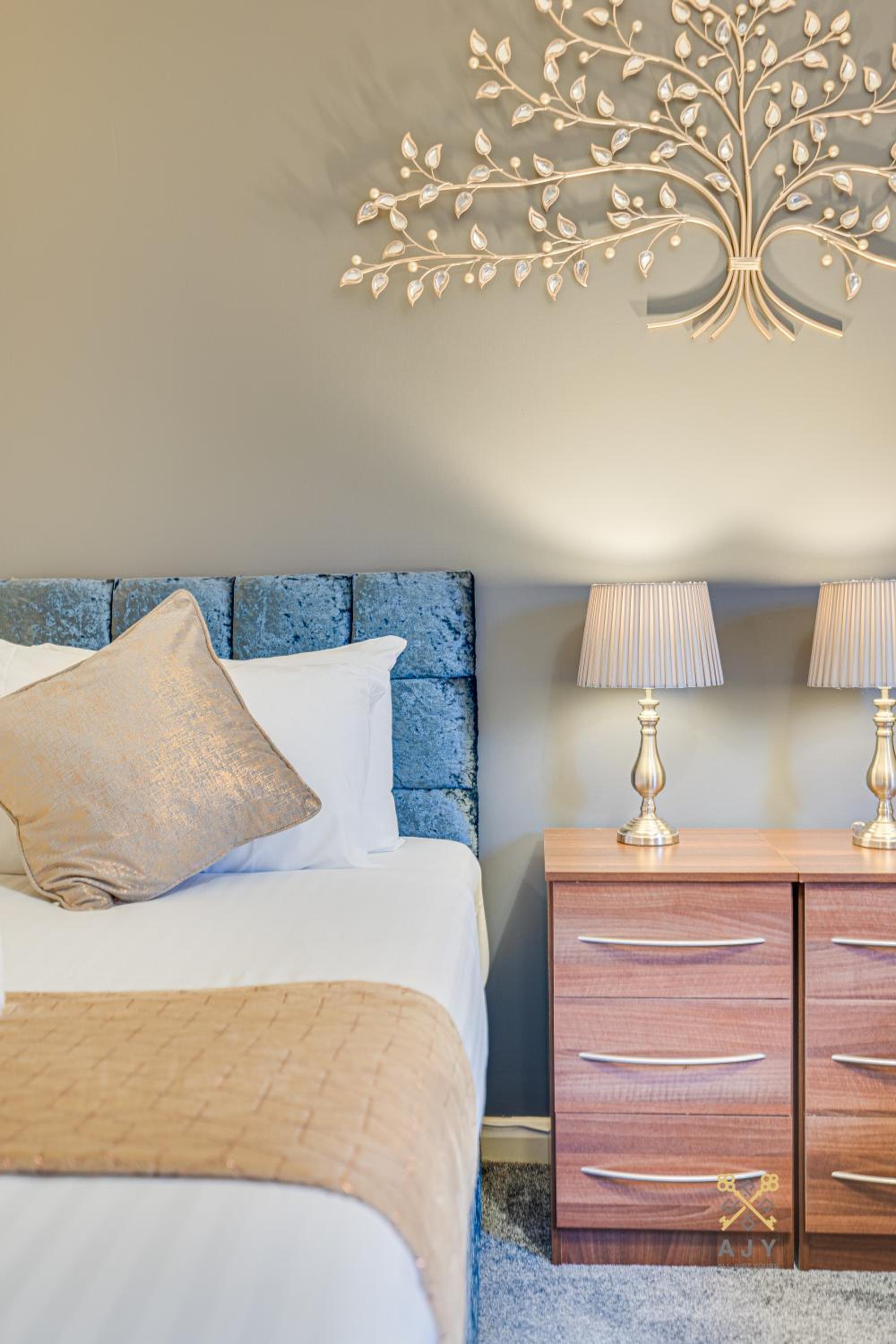 Mica Point City Centre Apartment