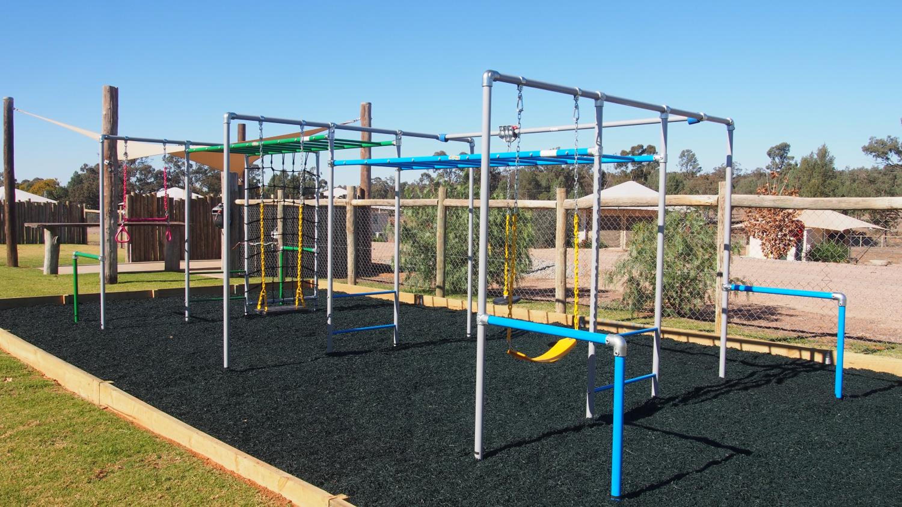Dubbo Rhino Lodge view 2