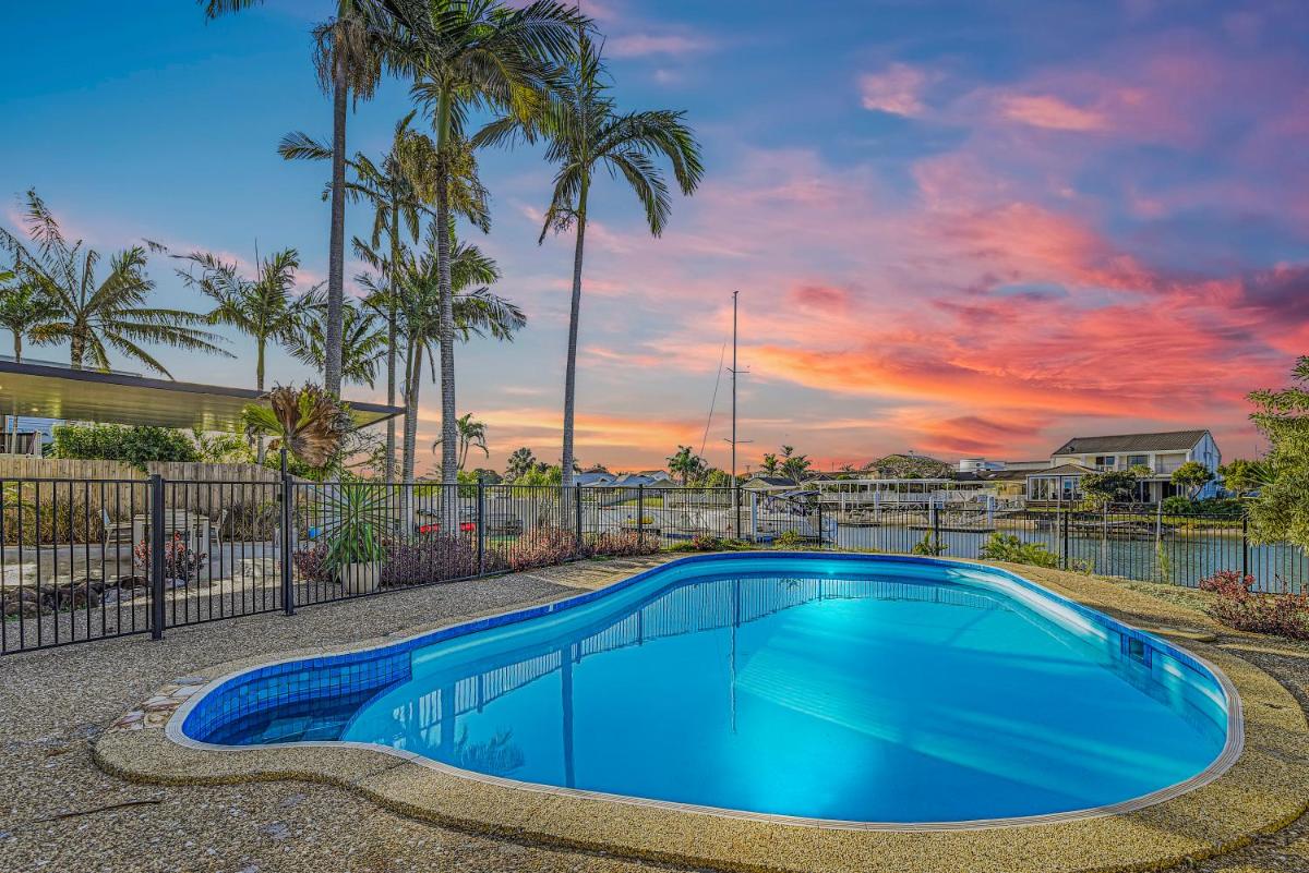 CANAL HOME NEAR MOOLOOLABA - Kooringal