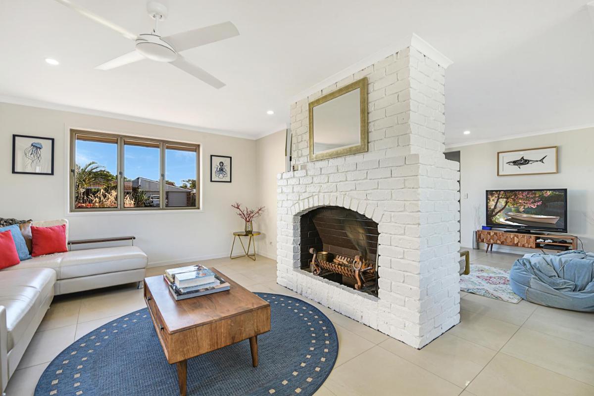 CANAL HOME NEAR MOOLOOLABA - Kooringal