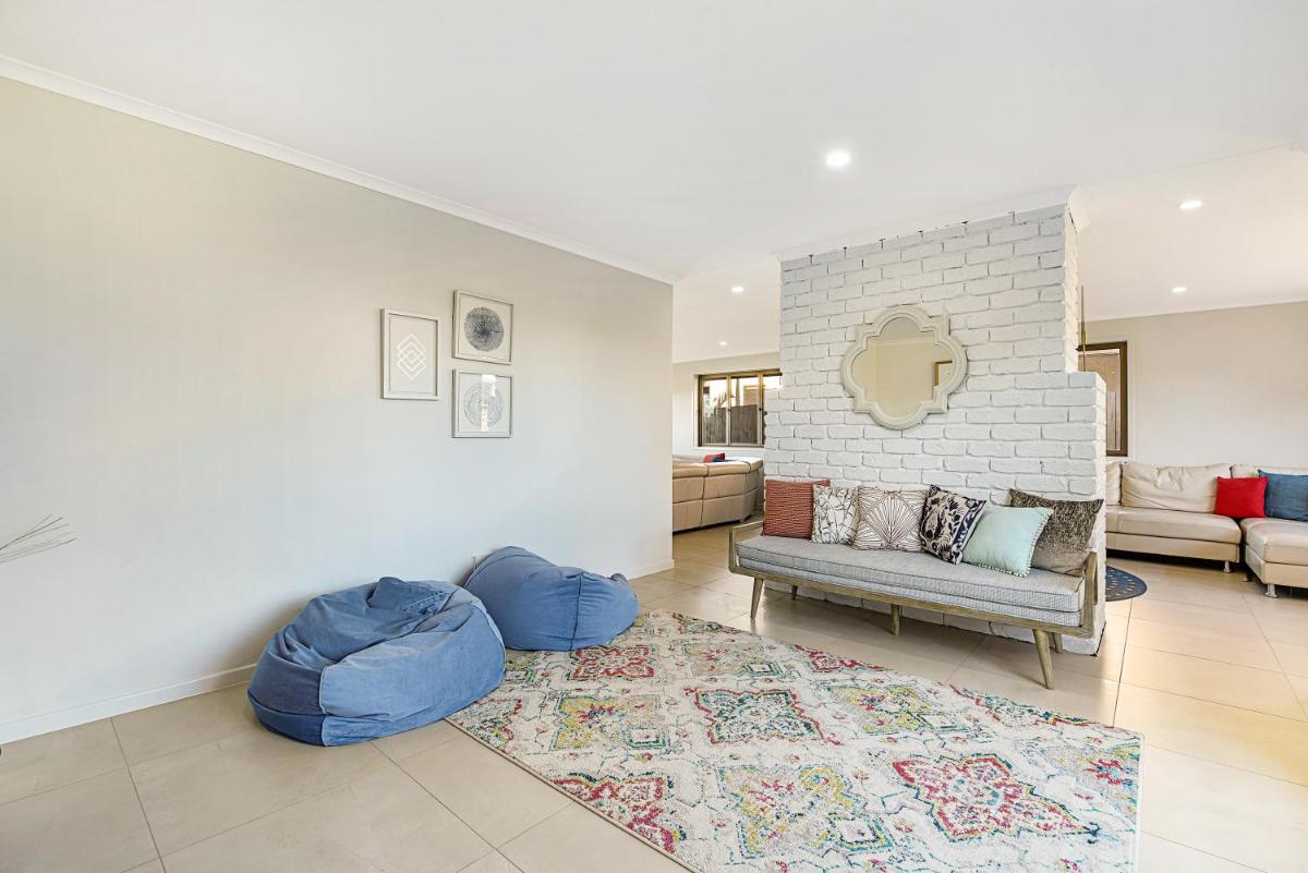CANAL HOME NEAR MOOLOOLABA - Kooringal