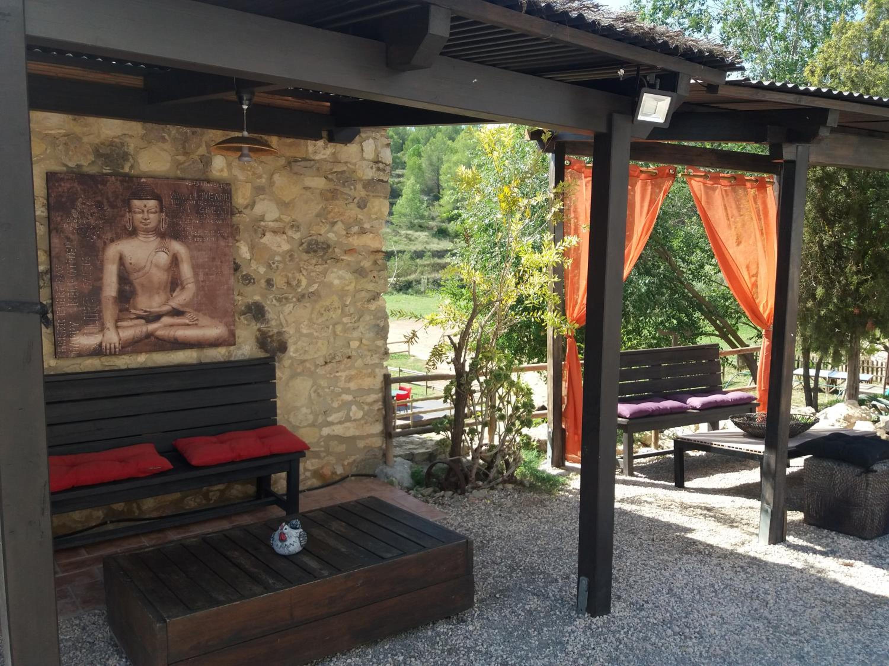 Masía Cal Simó - Casa rural con piscina, cerca de Sitges, para celebraciones y eventos view 3