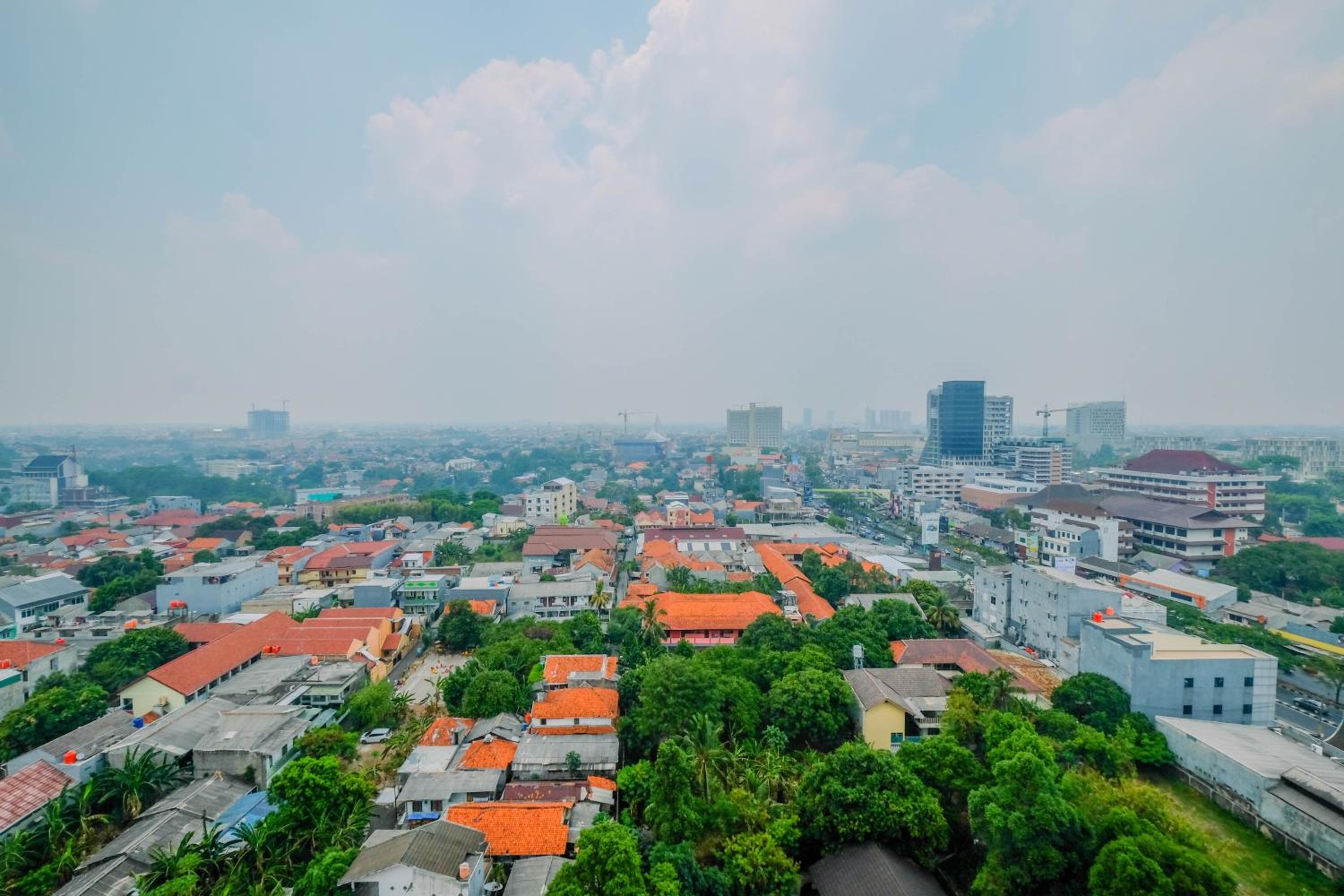 1BR Apartment Atlanta Residences next to RS Bunda Margonda By Travelio