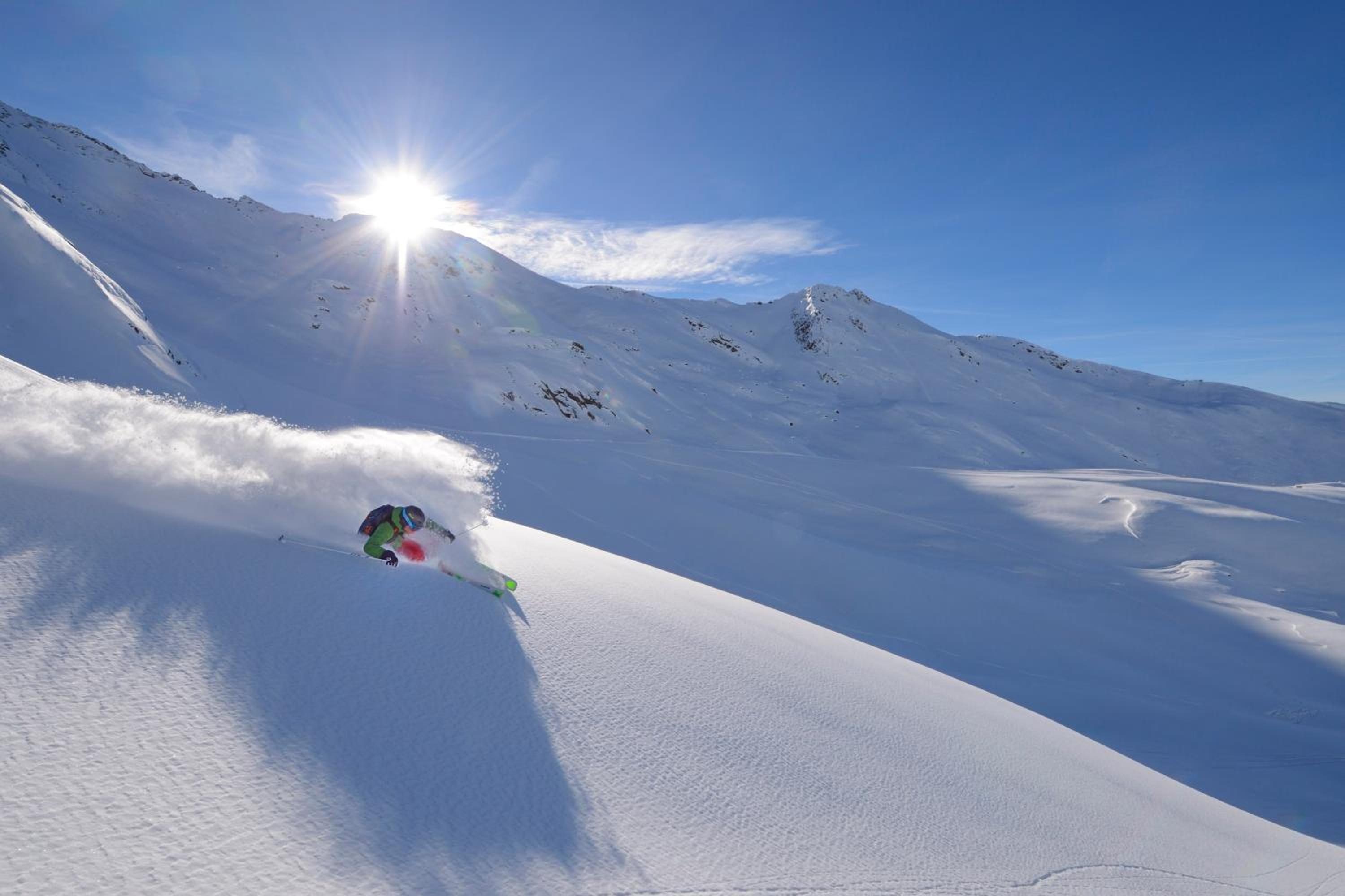 Mountain Living Ski-in & Ski out Silvretta Sommer Card Including