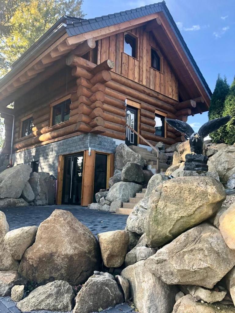 Naturstammhaus und Appartements Zum Brockenbaecker