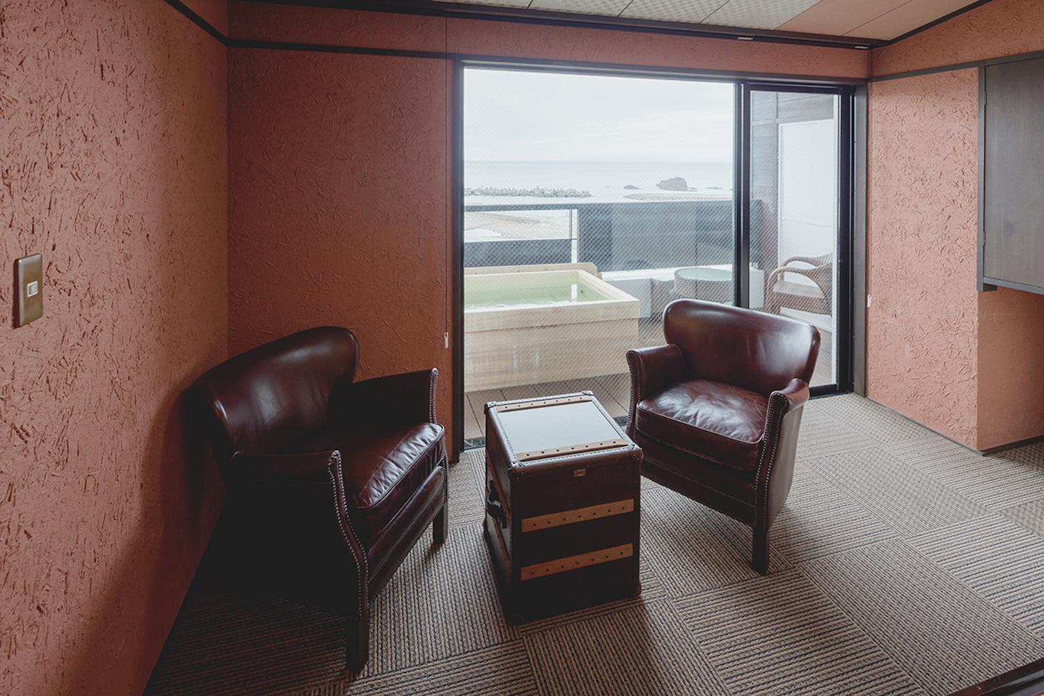lounge