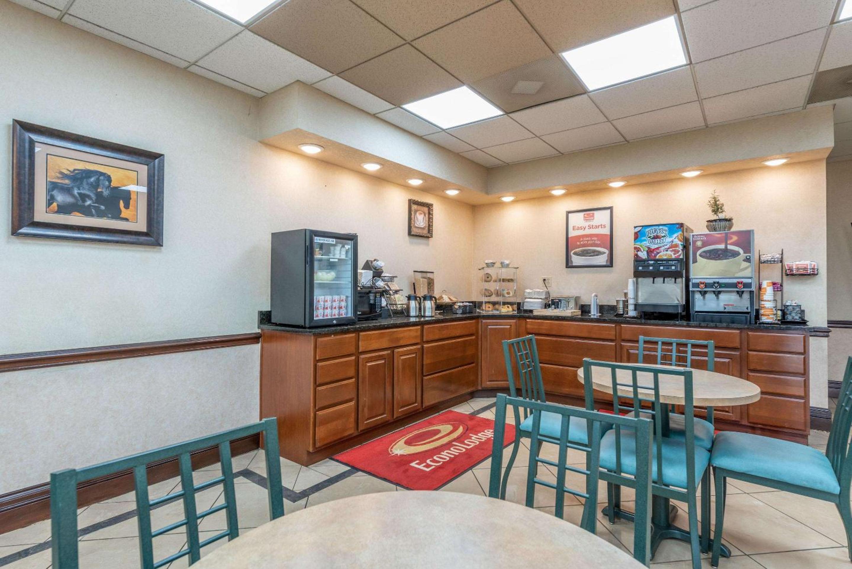 Econo Lodge Louisville Downtown, Photo 21