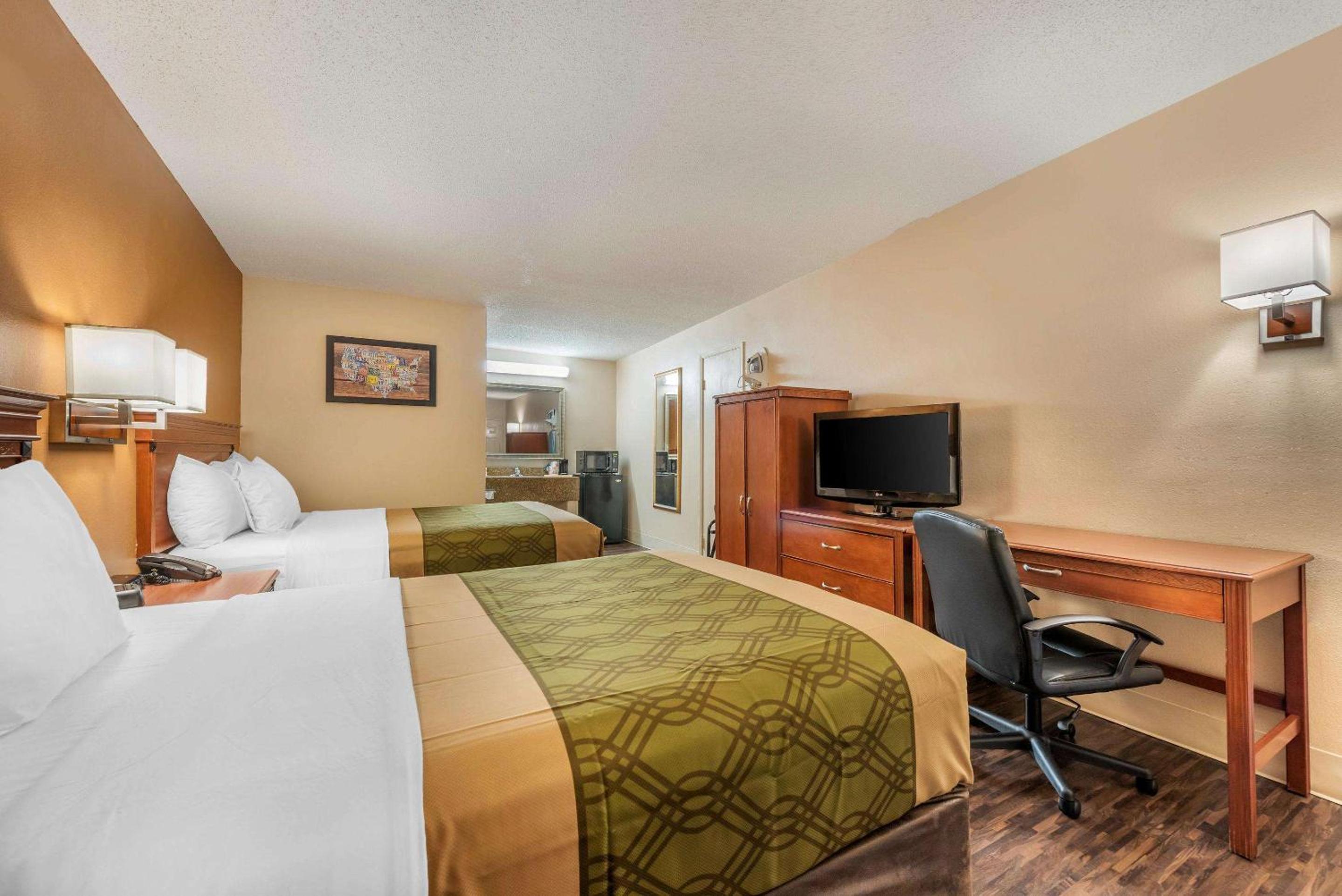 Econo Lodge Louisville Downtown, Photo 13