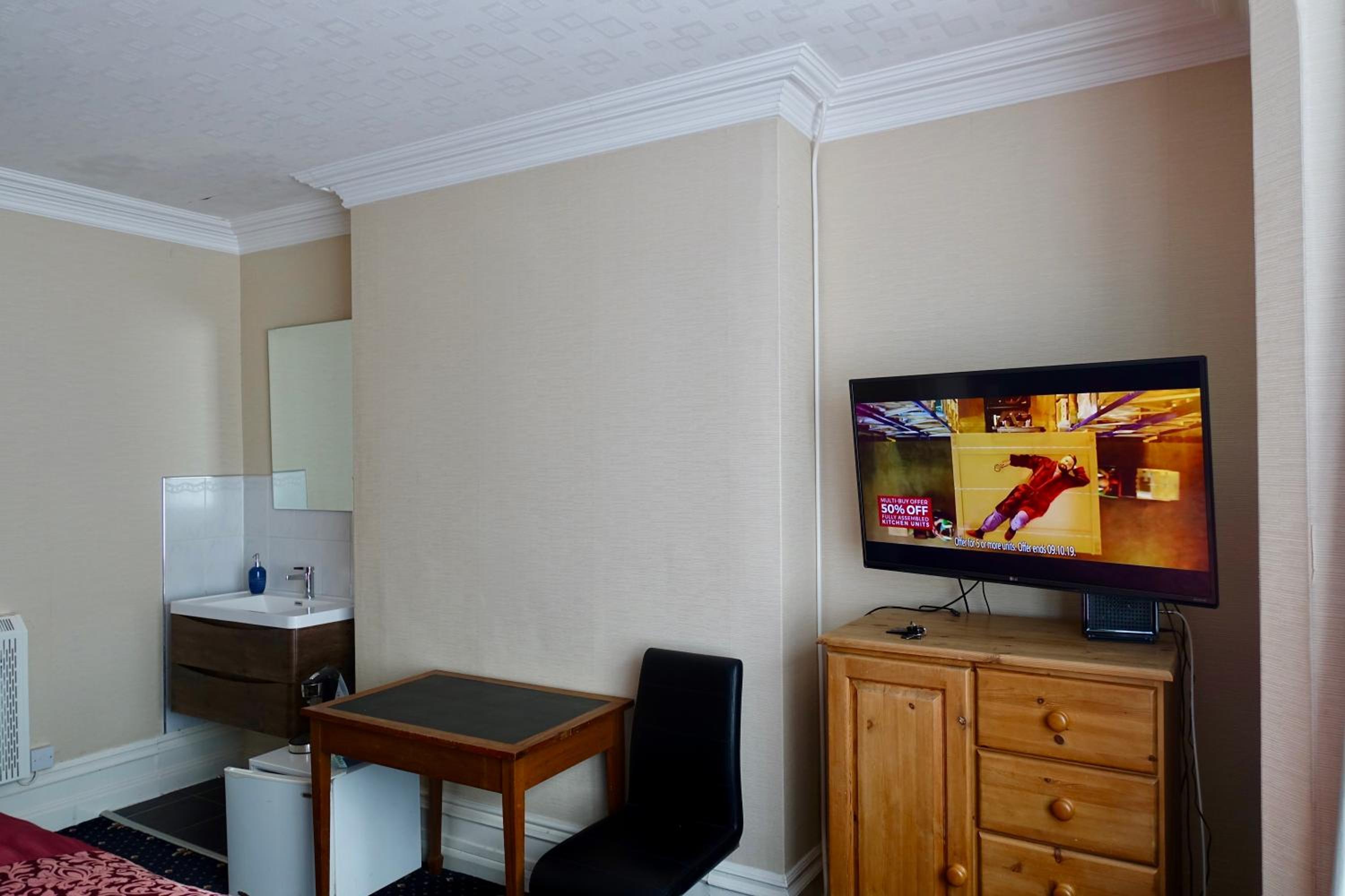 Leicester Vacations - Abinger Guest House - Property Image 29