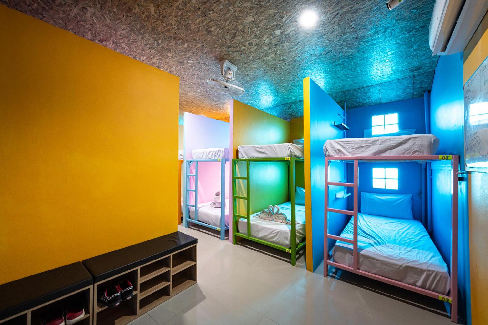 myPatong Social Hostel