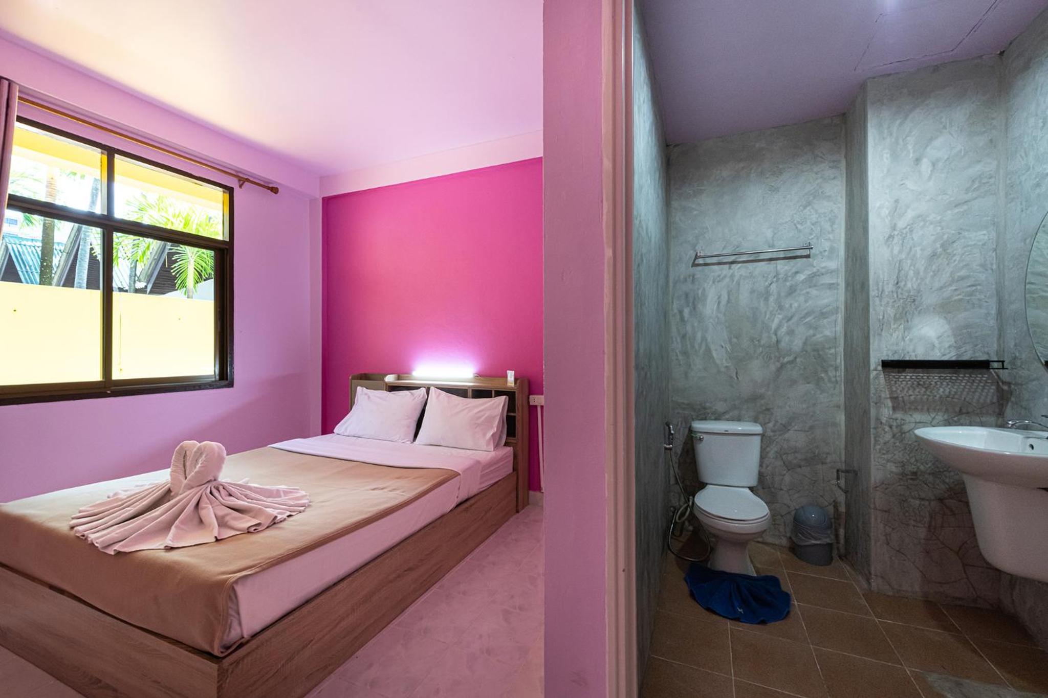 myPatong Social Hostel