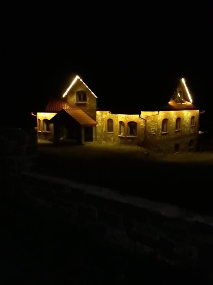 Photo 18