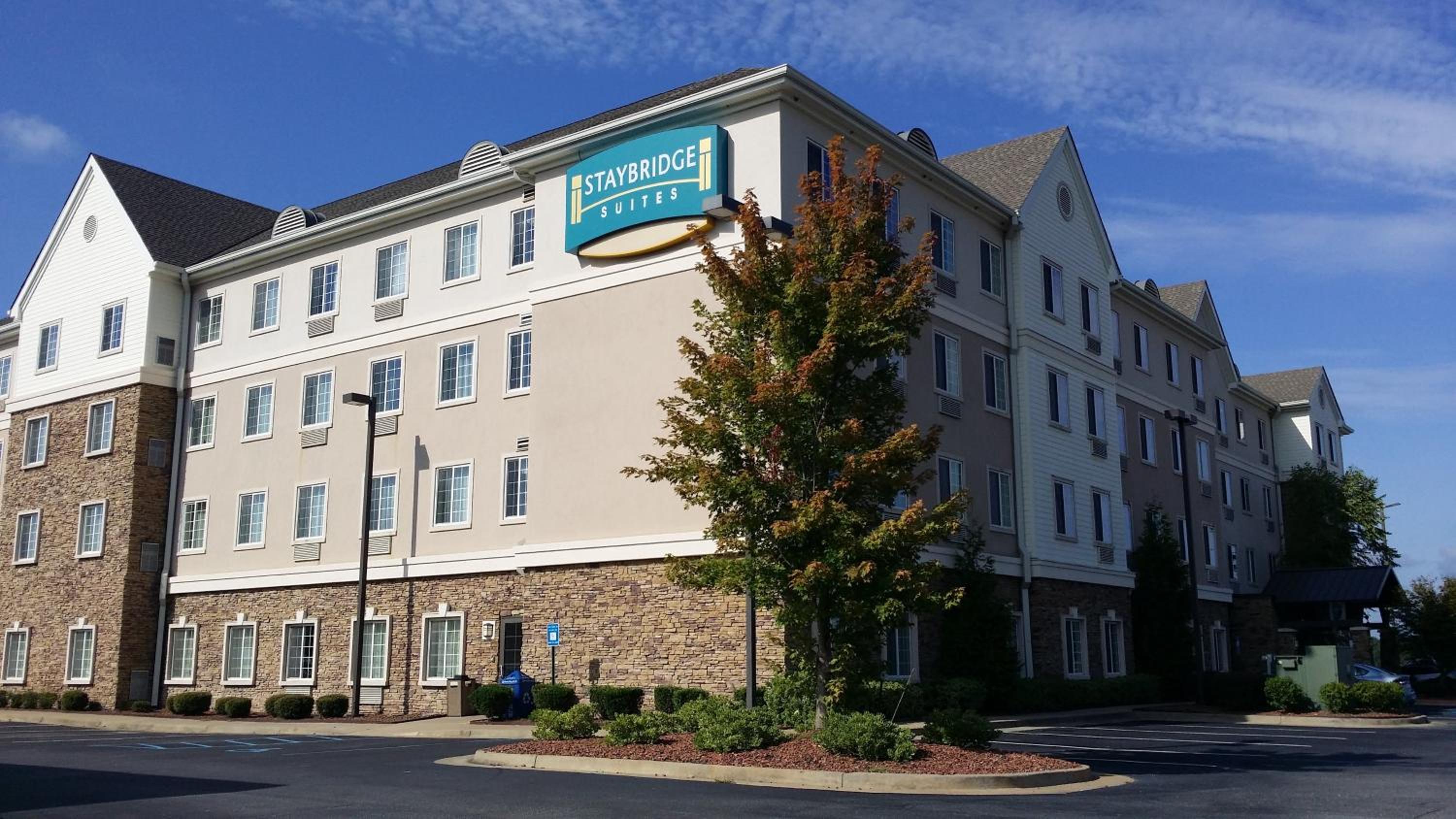 Columbus Vacations - Staybridge Suites Columbus - Fort Moore, an IHG Hotel - Property Image 4