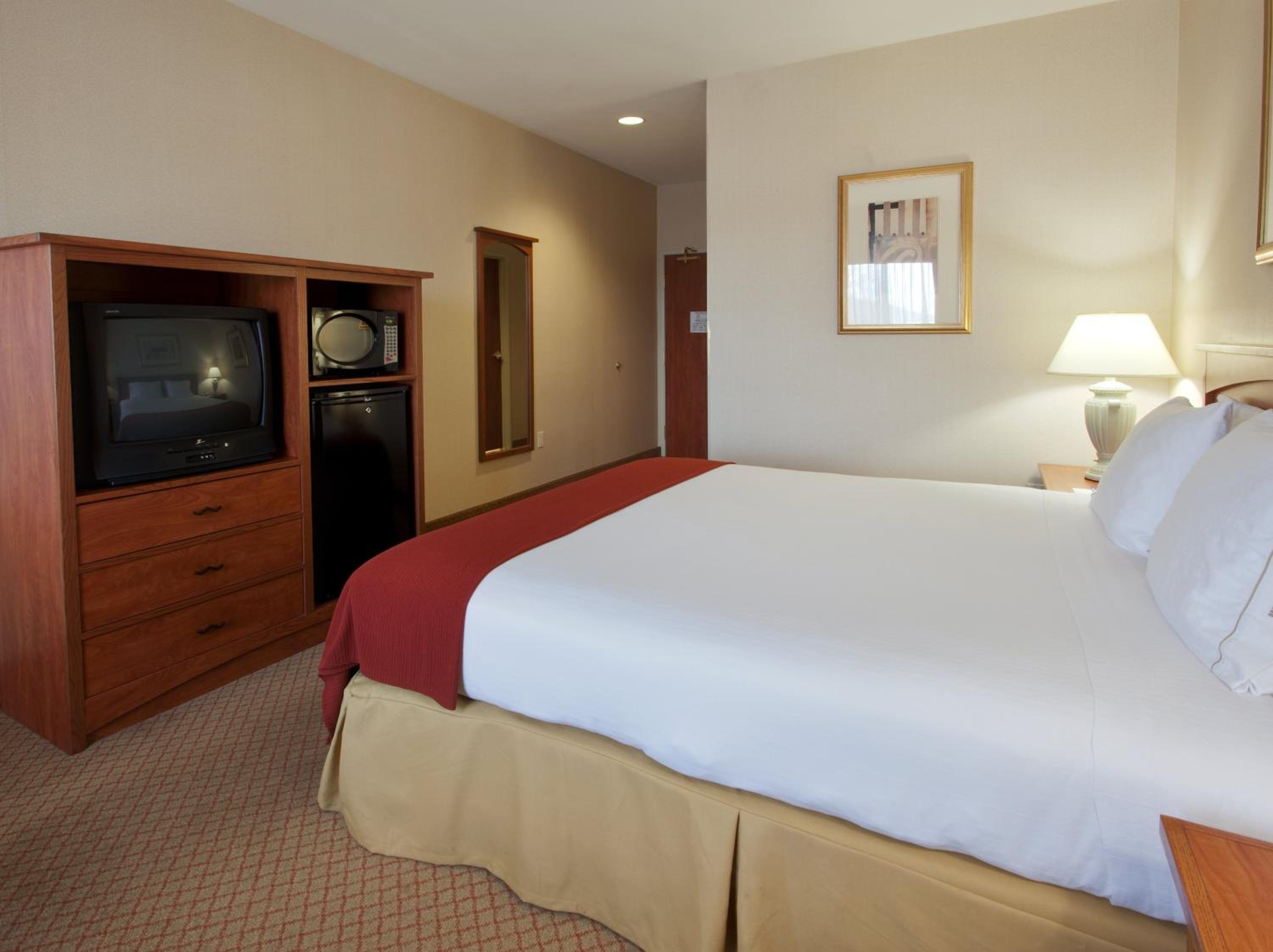 Carson City Vacations - Holiday Inn Express Hotel Suites Carson City, an IHG Hotel - Property Image 26