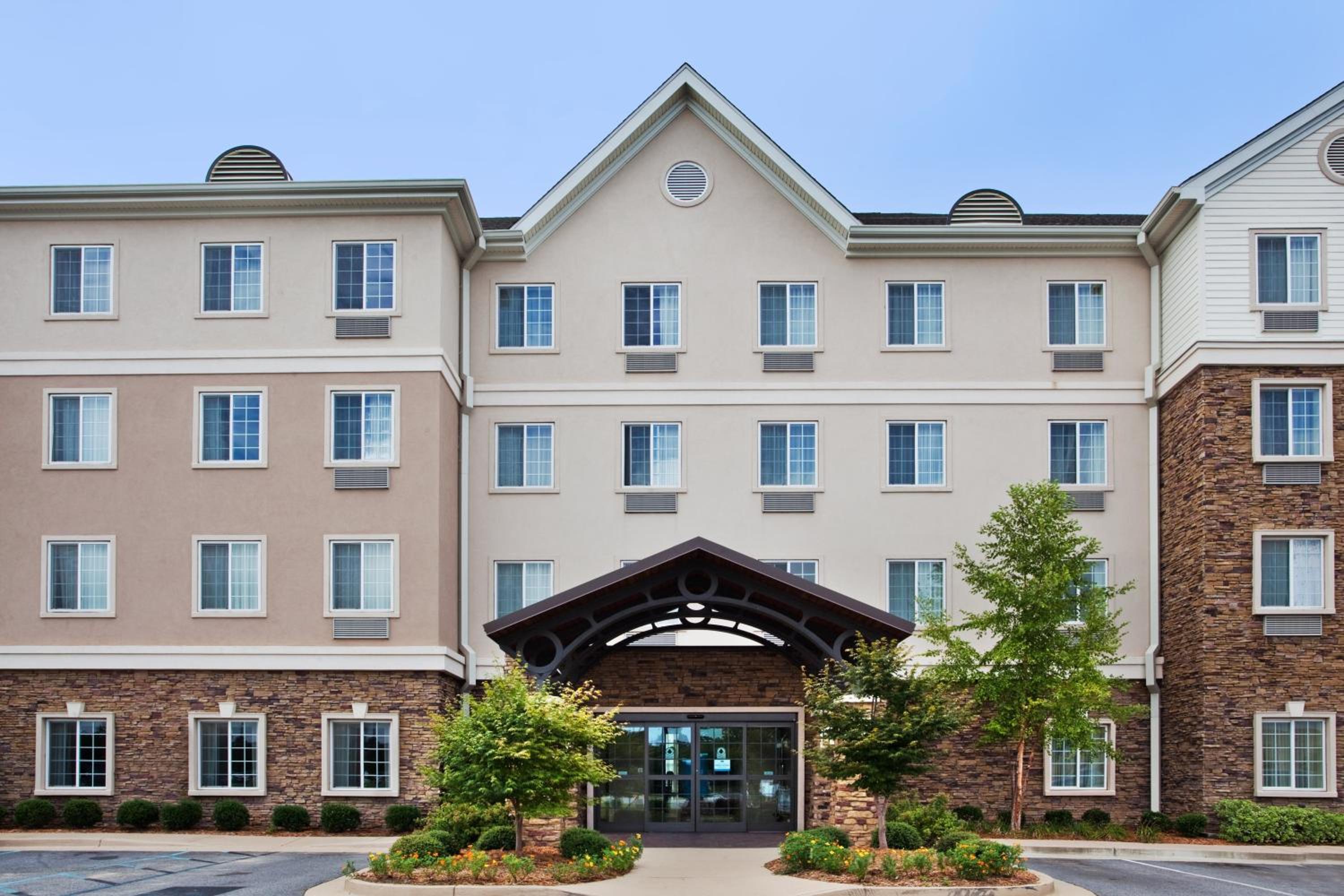 Columbus Vacations - Staybridge Suites Columbus - Fort Moore, an IHG Hotel - Property Image 2