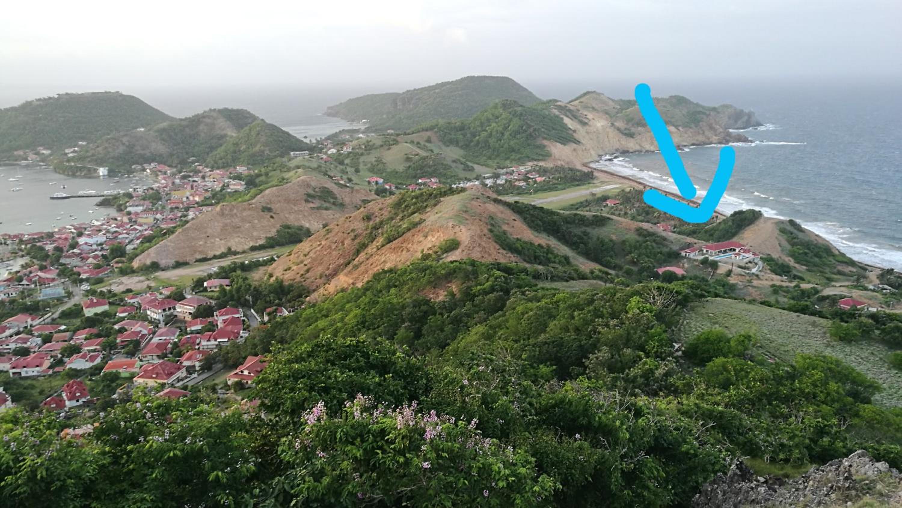 Joli studio climatisé avec grande terrasse, très belle vue océan, très calme, plages à proximité, aucun vis-à-vis view 5