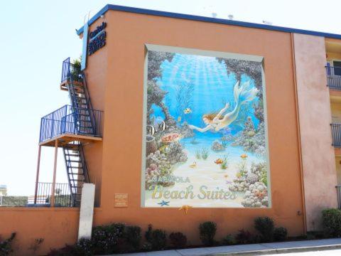 Hotel Capitola Beach Suites - Image 1