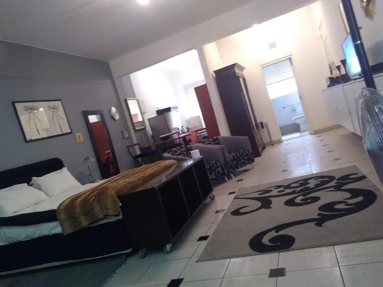 THE MEDIA Property Rosebank