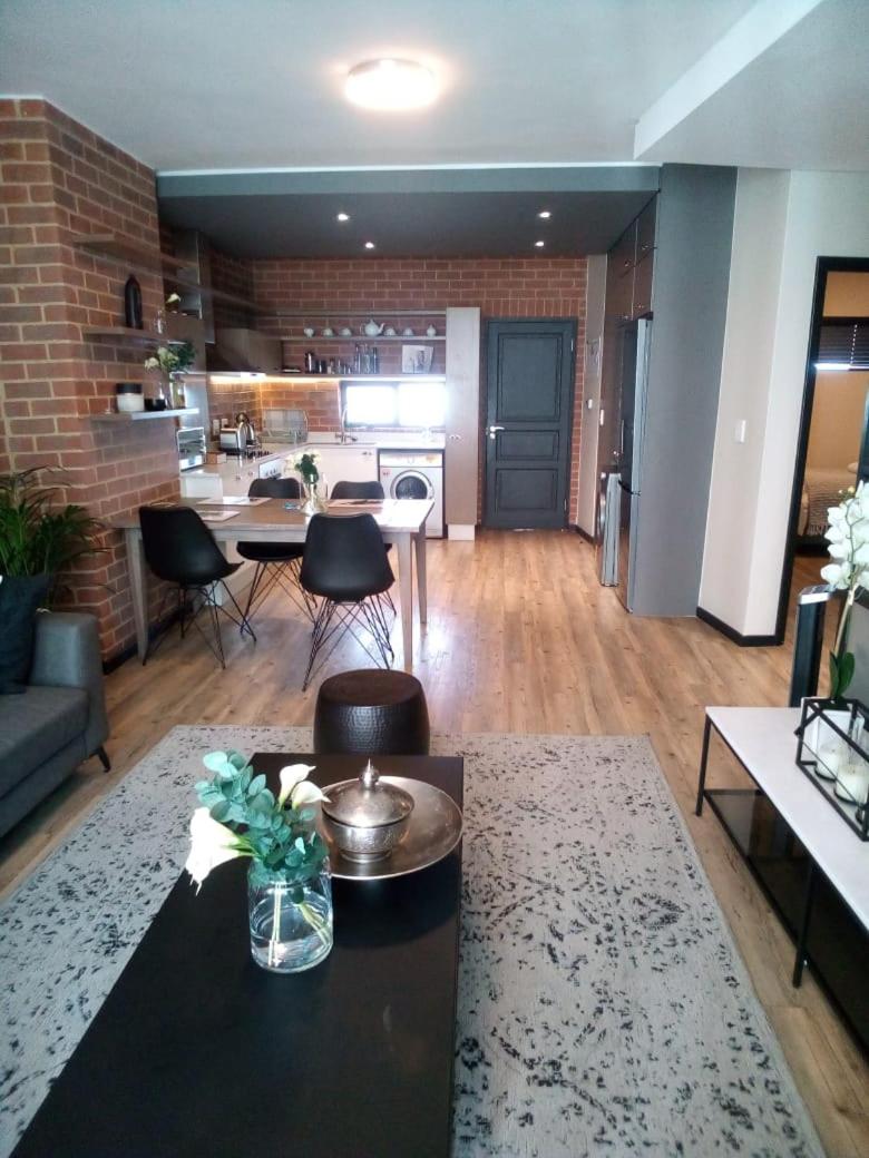 THE MEDIA Property Rosebank