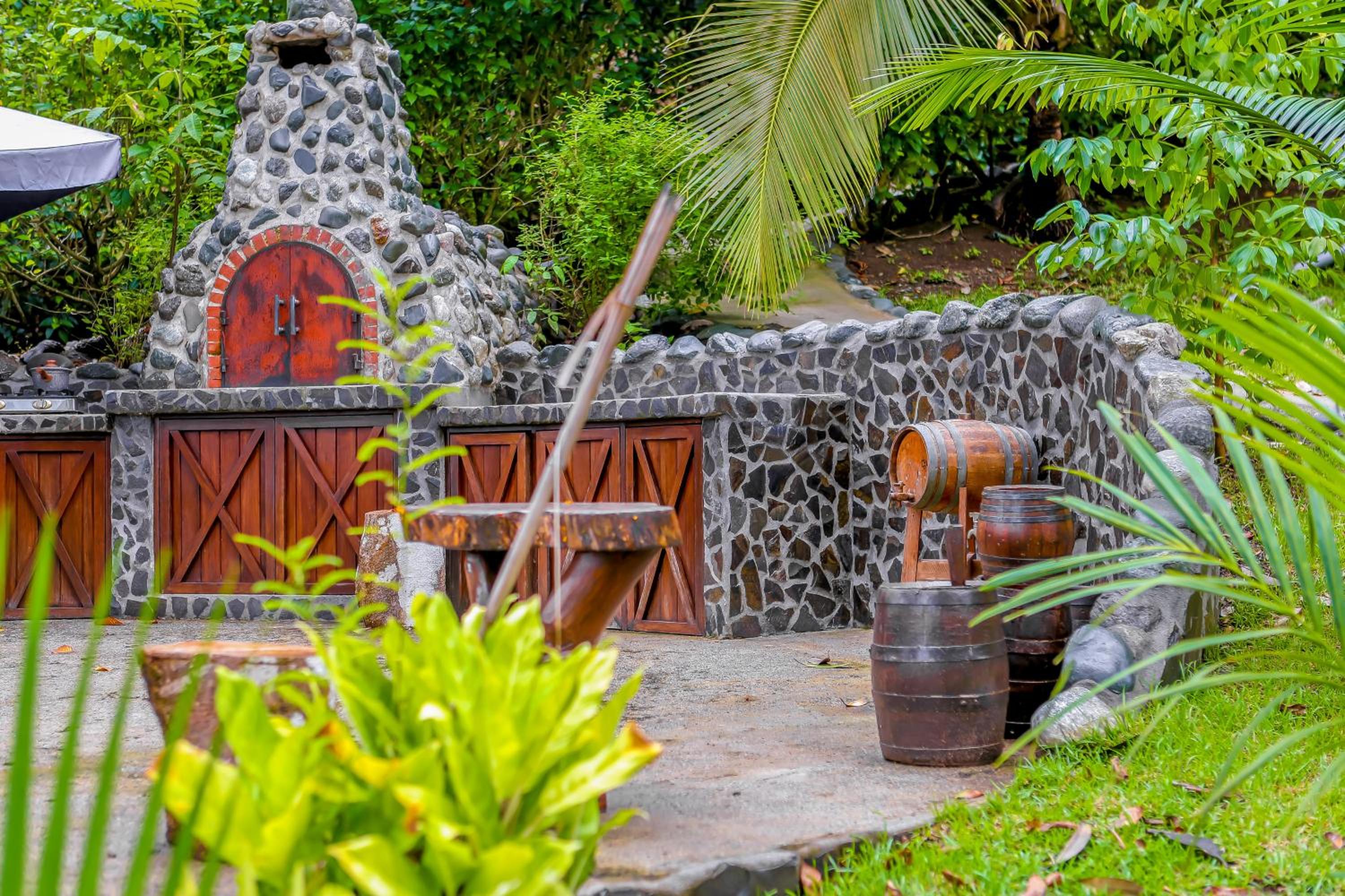 CASA CONTIKI
