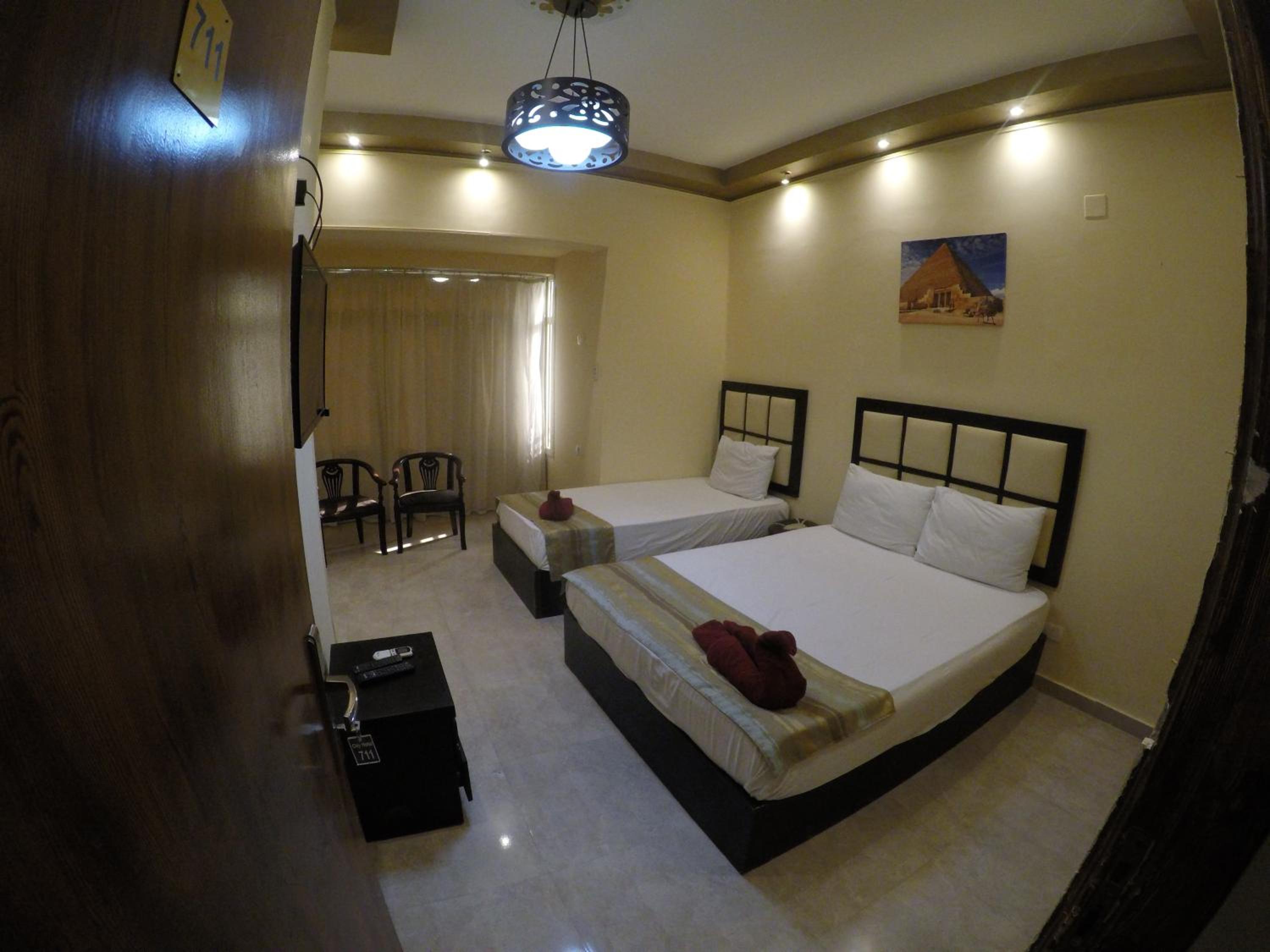 City Hotel