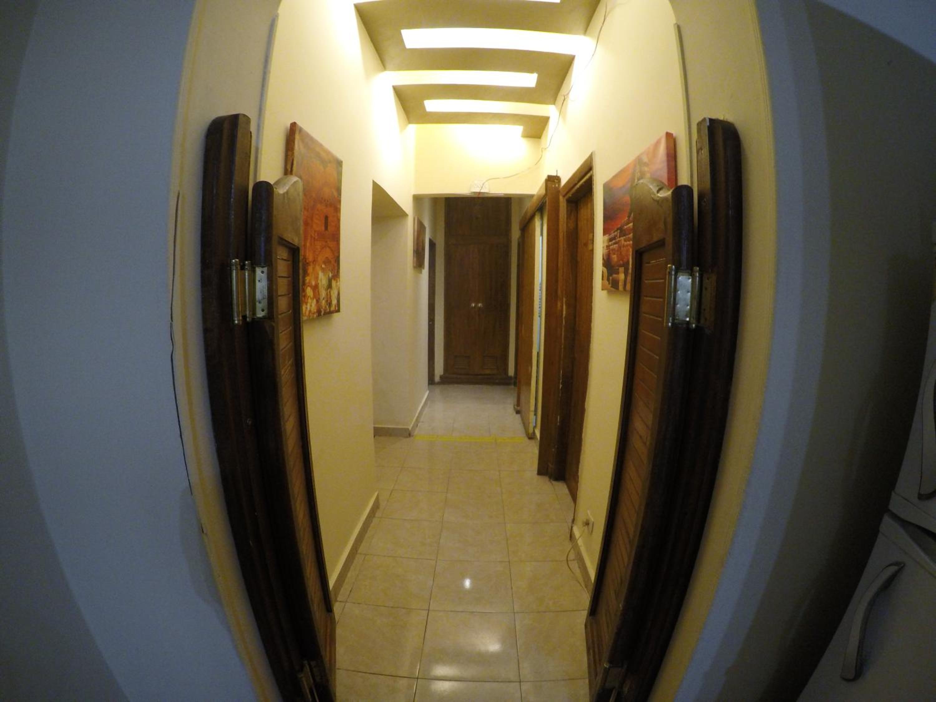 City Hotel