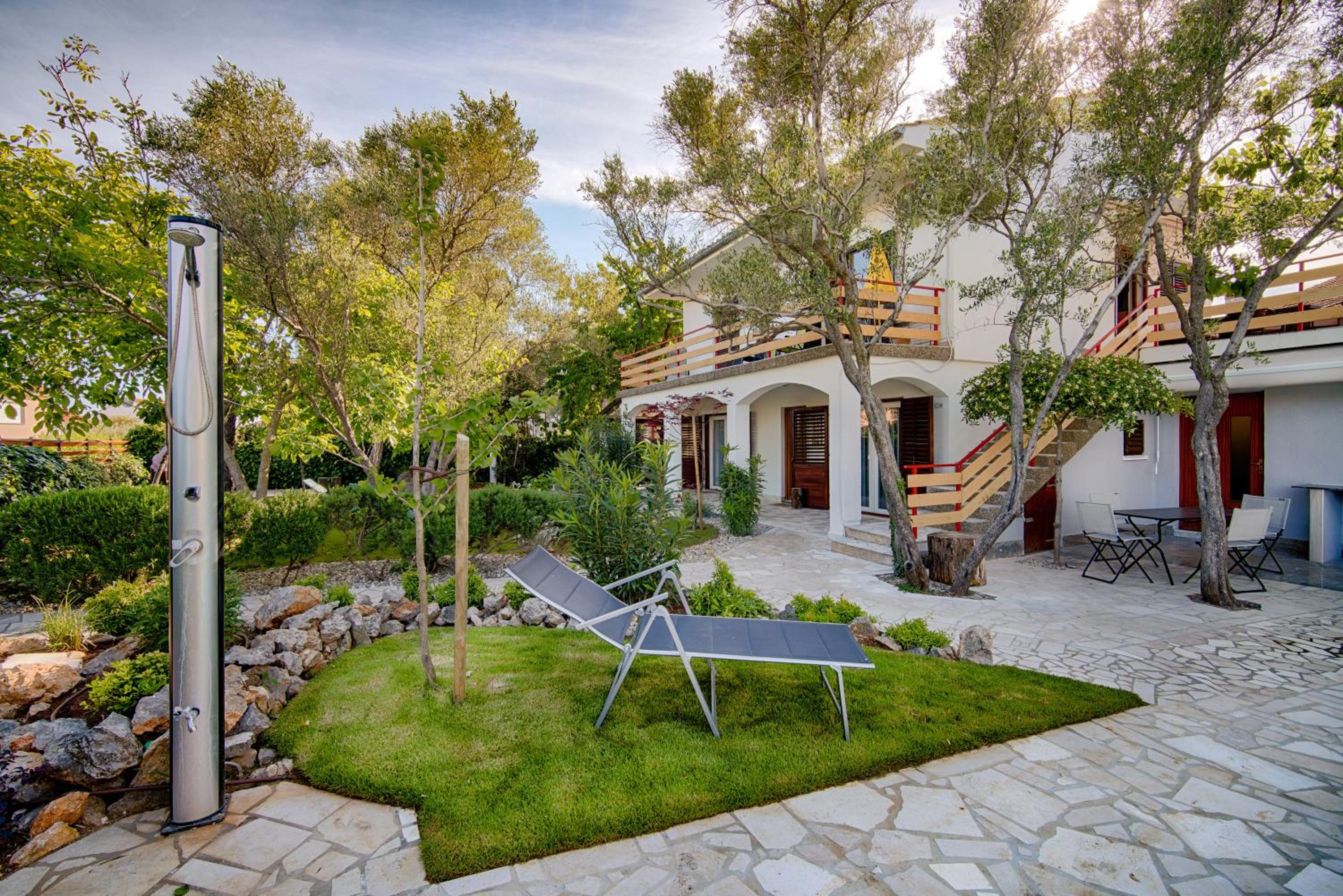 Villa Neroli view 4