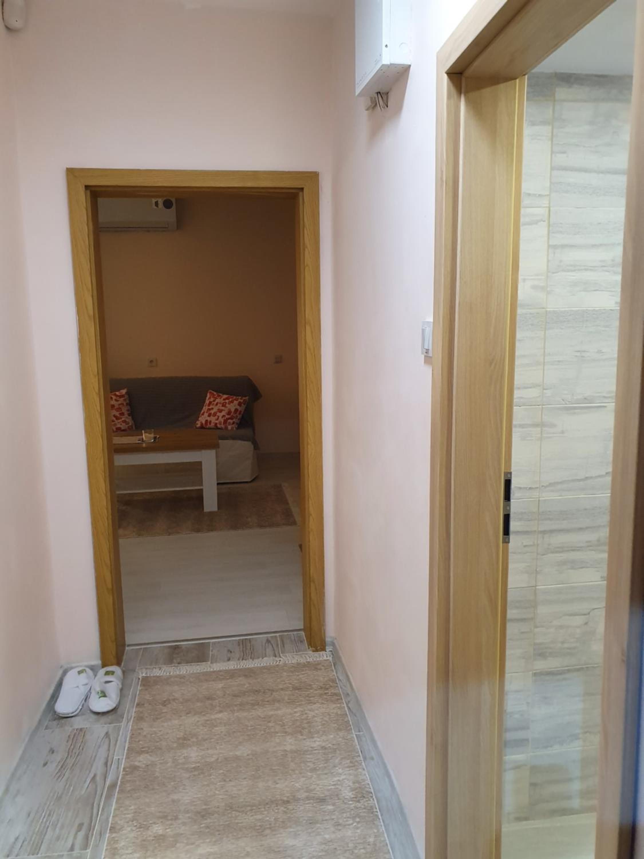 Malavi top center deluxe studio Ruse! Comfort&clean! view 5