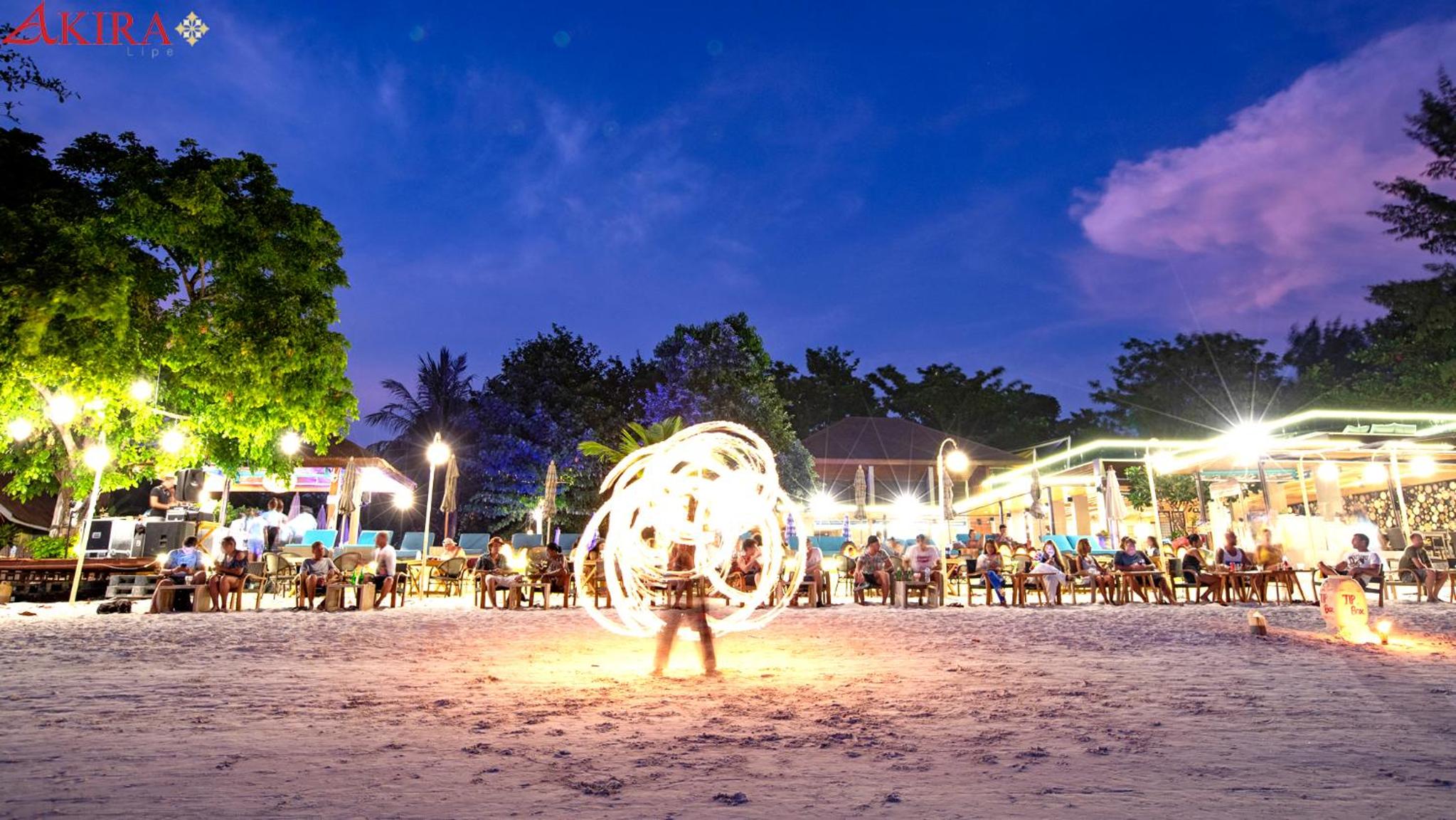 AKIRA Lipe Resort