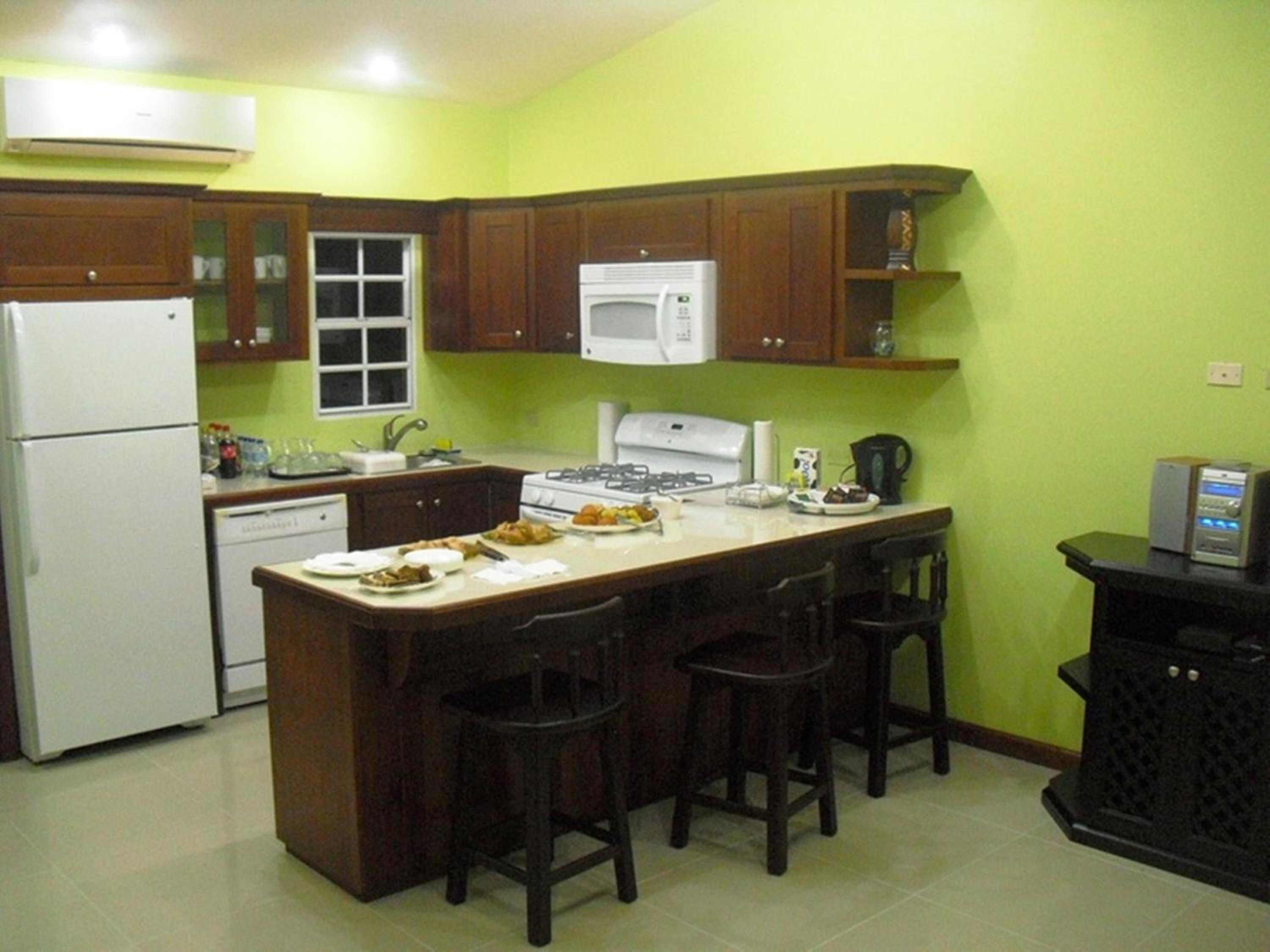 Piarco Village Suites - Photo 34