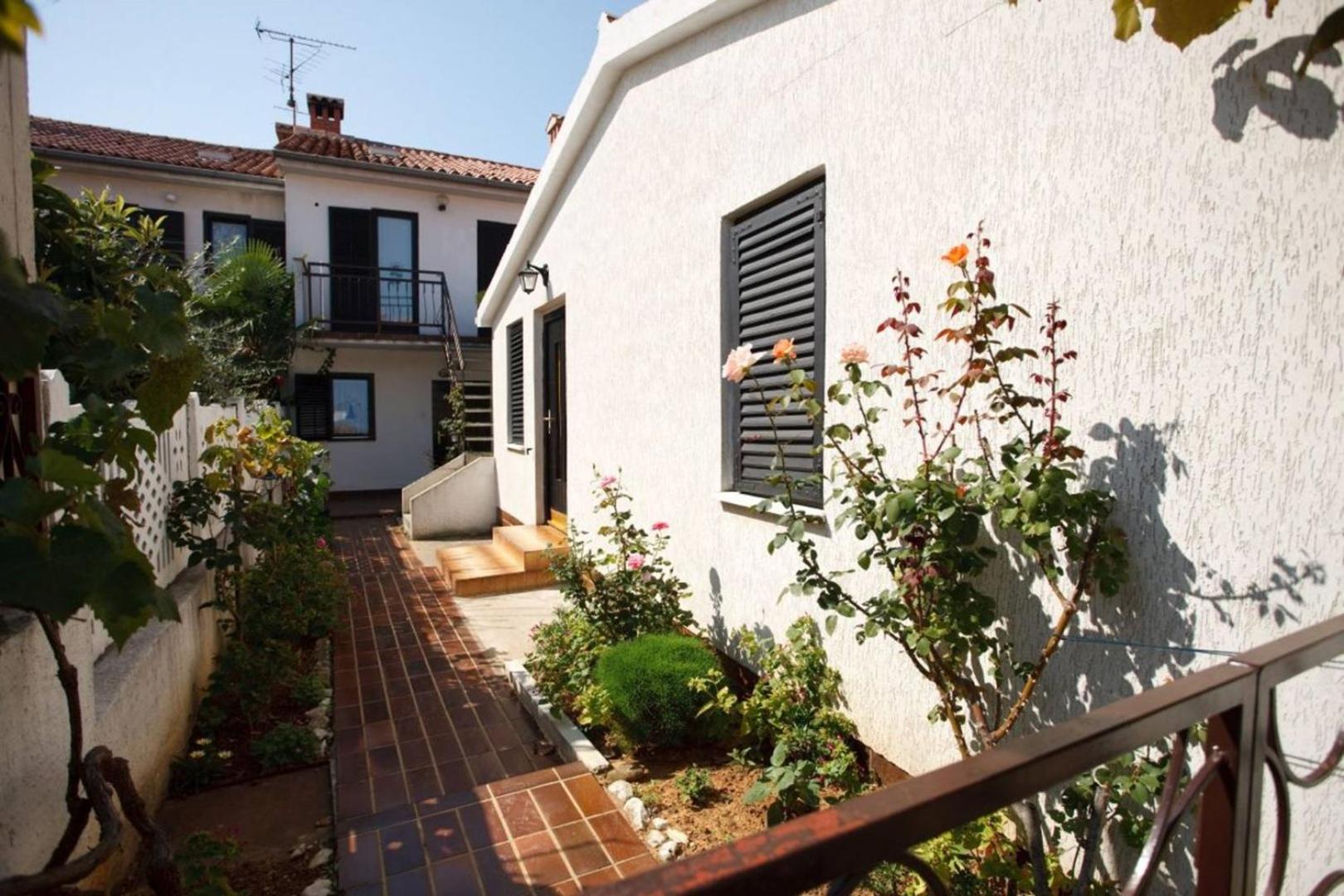 Apartments Porec beach area Simo - Property Image 42