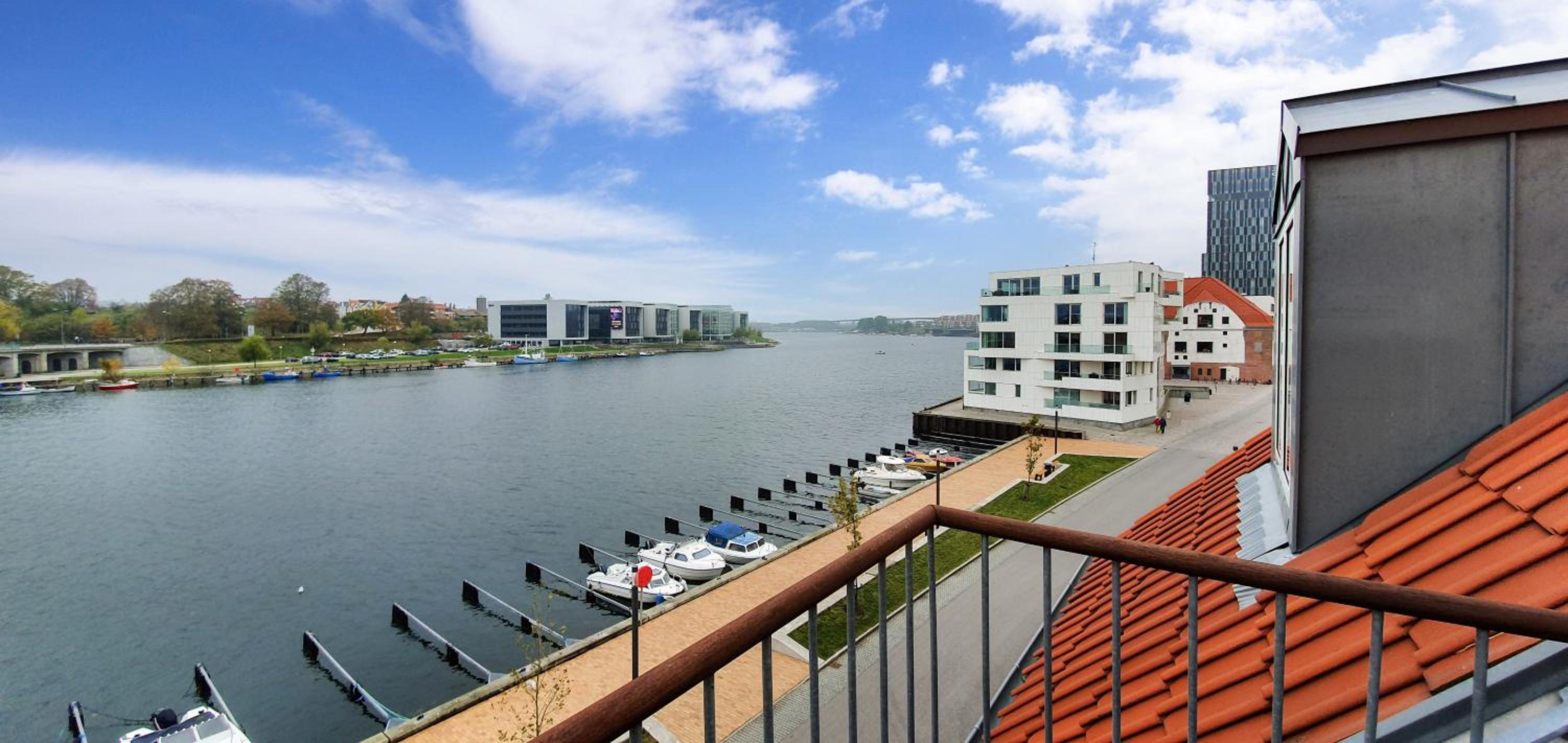 Harbour Penthouse, photo 78