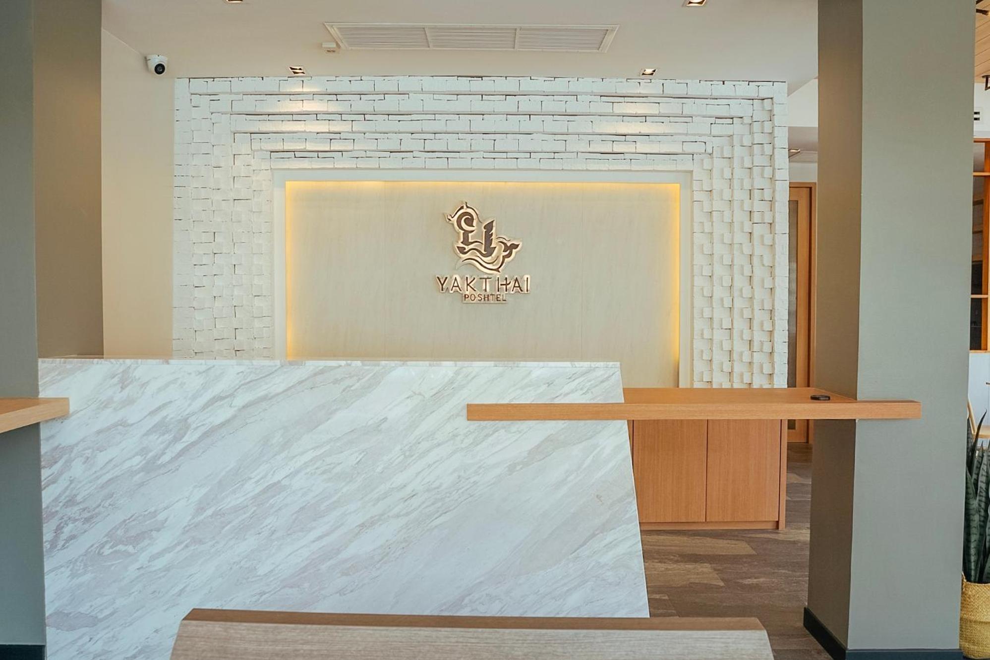YAKTHAI POSHTEL