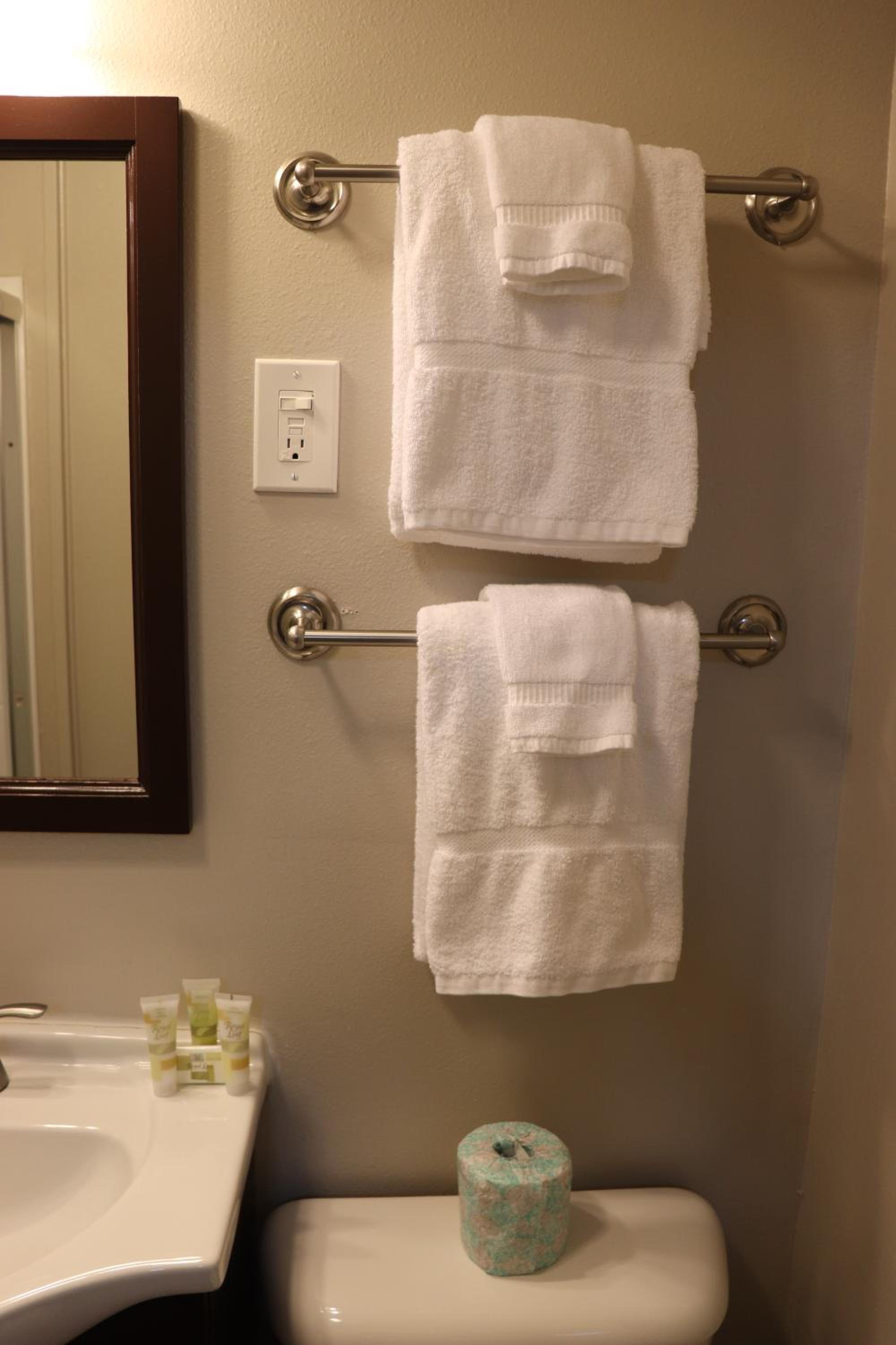 Lone Fir Resort