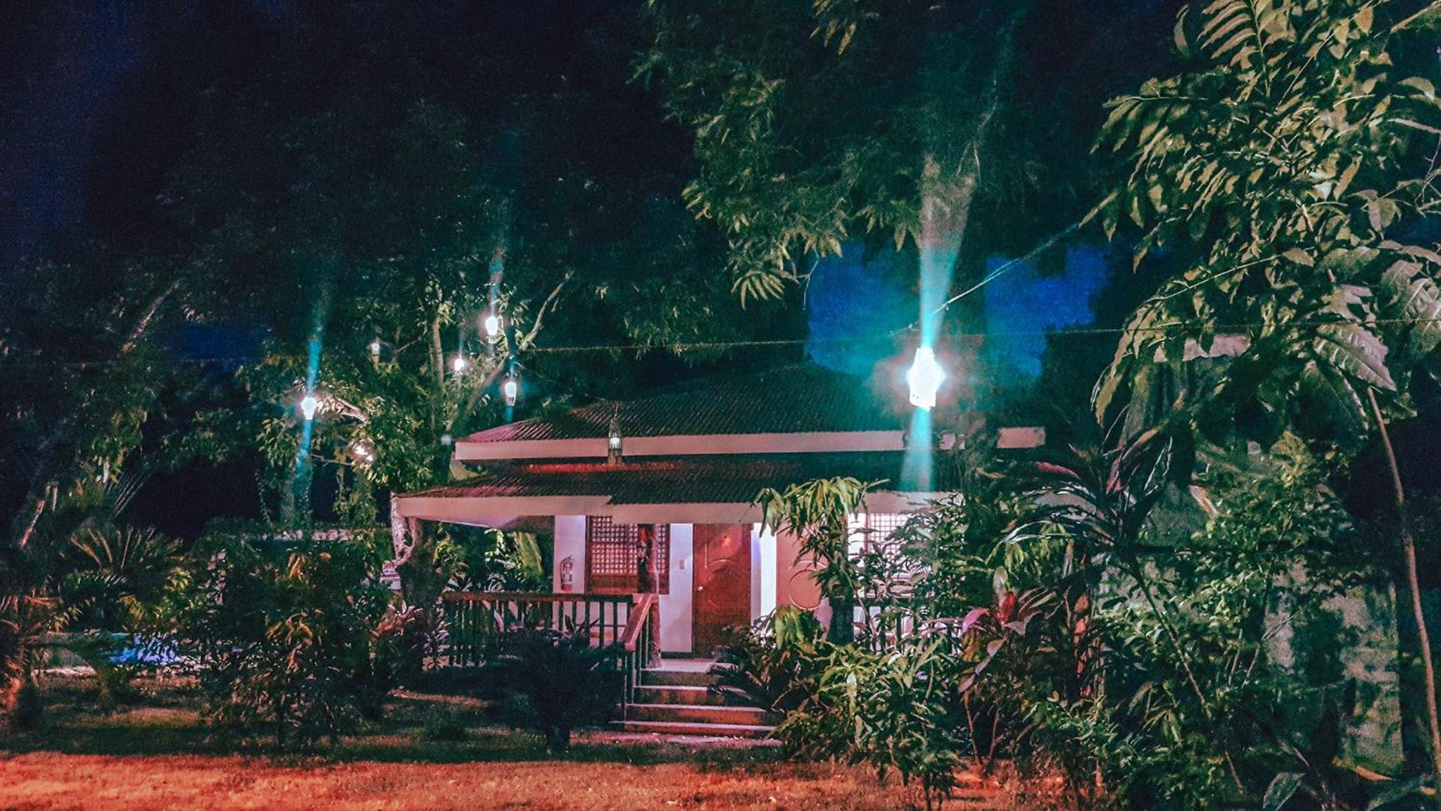 The Pelicans Resort, Matabungkay - 20