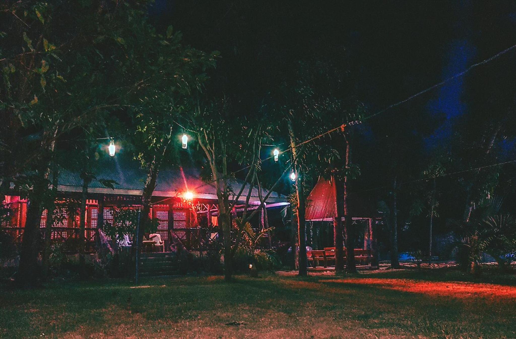 The Pelicans Resort, Matabungkay - 13