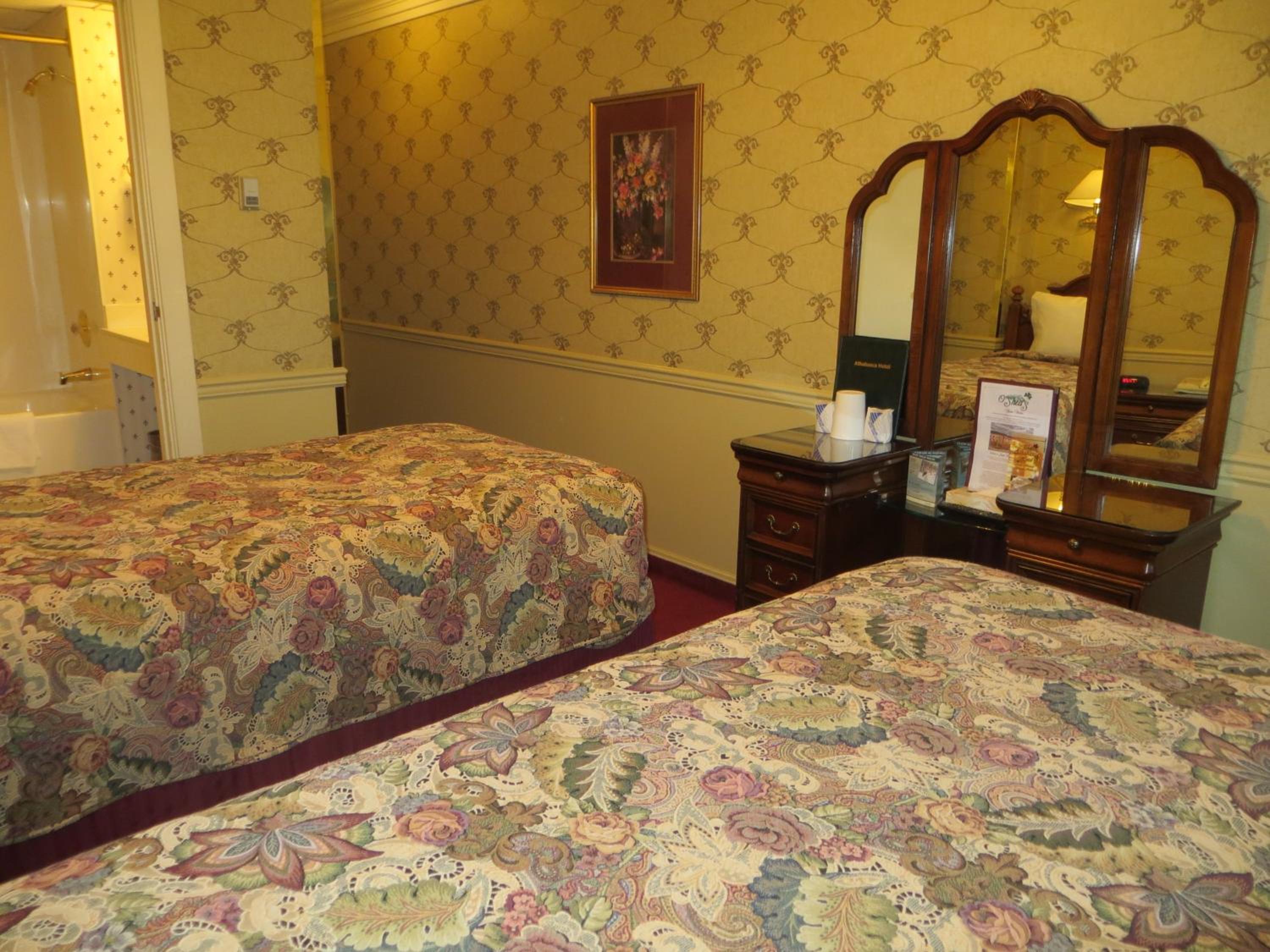 Jasper Vacations - Athabasca Hotel - Property Image 4