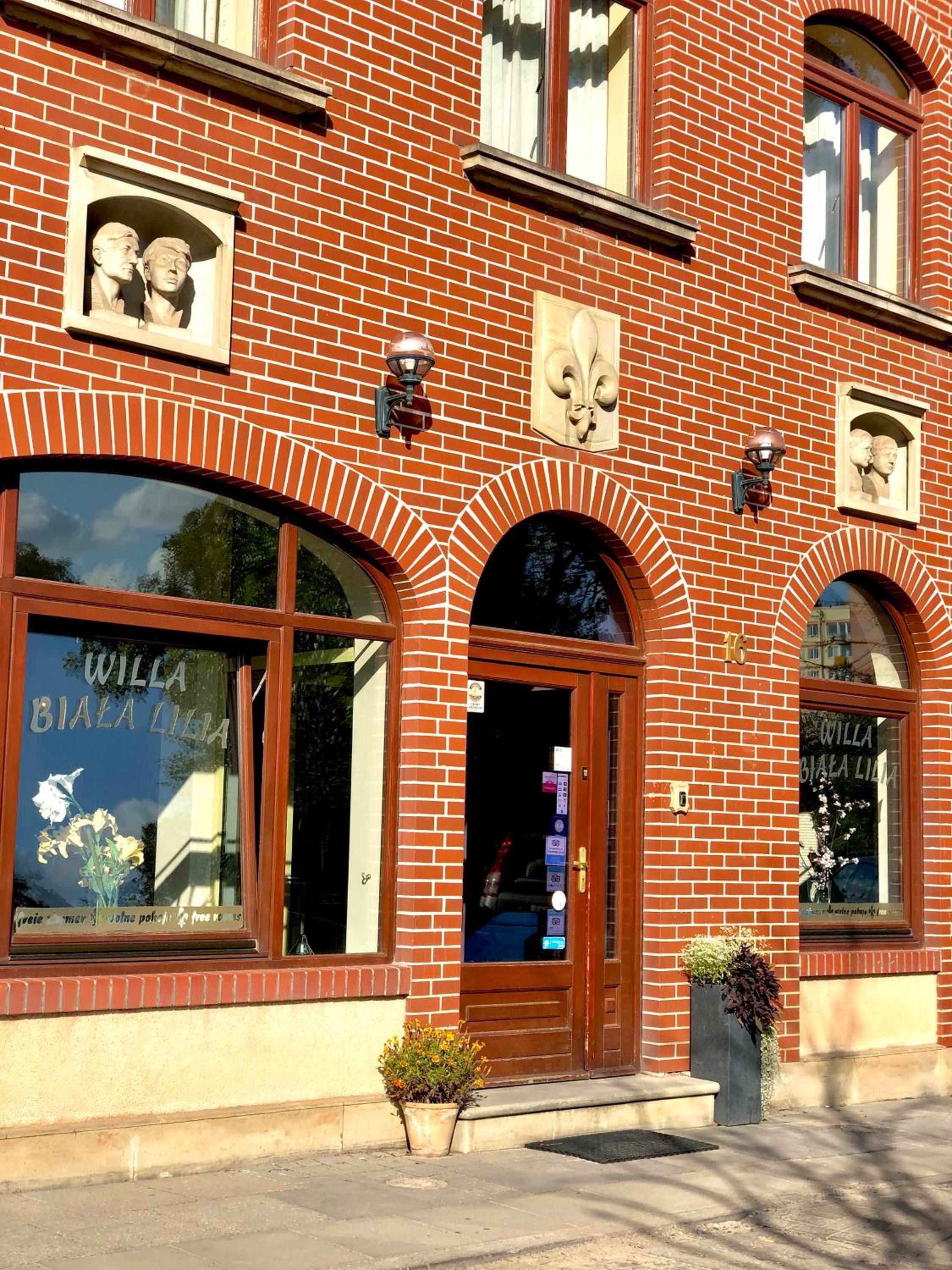 Willa Biala Lilia Old Town view 3