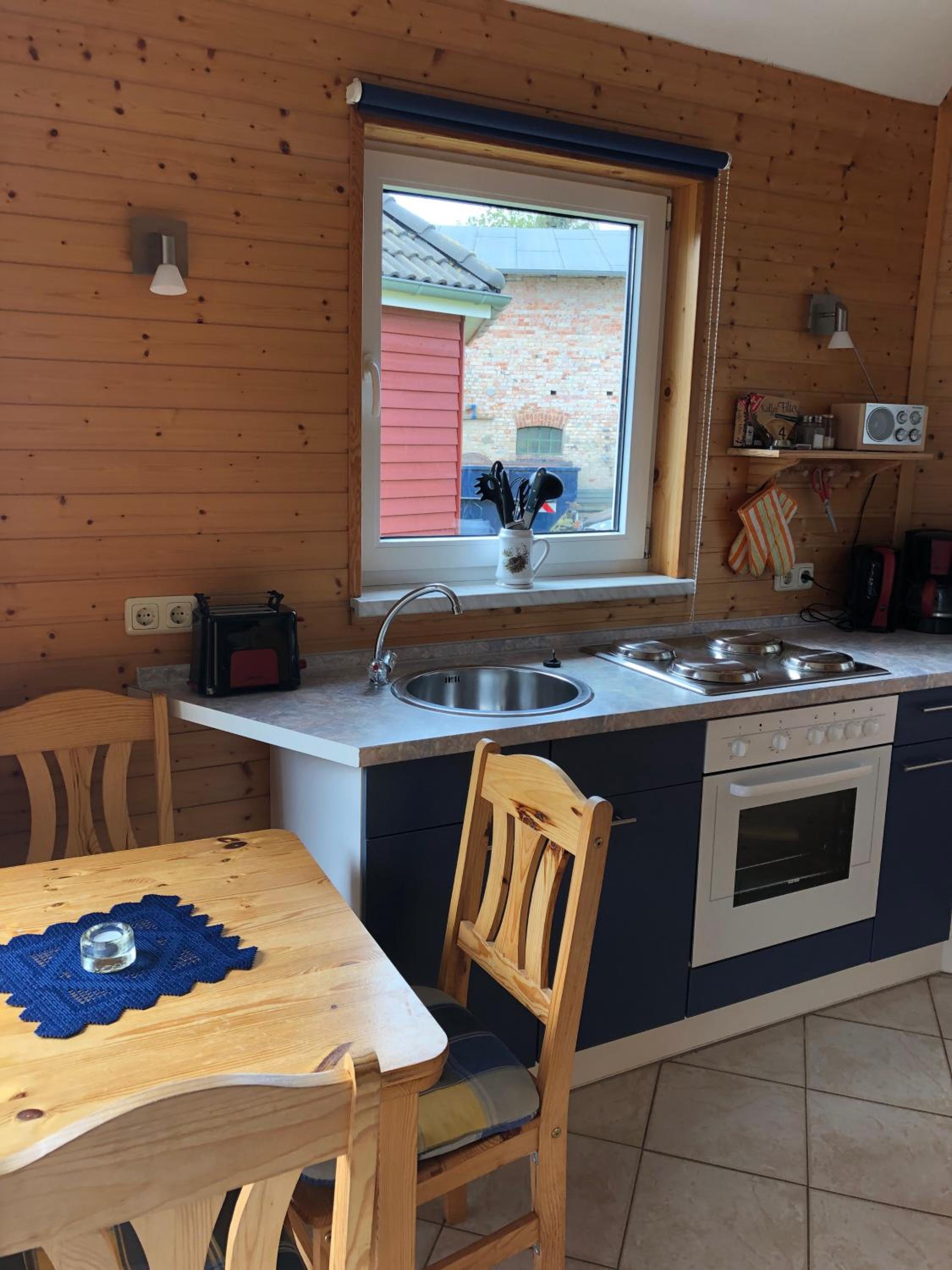 Roter Ostseebungalow