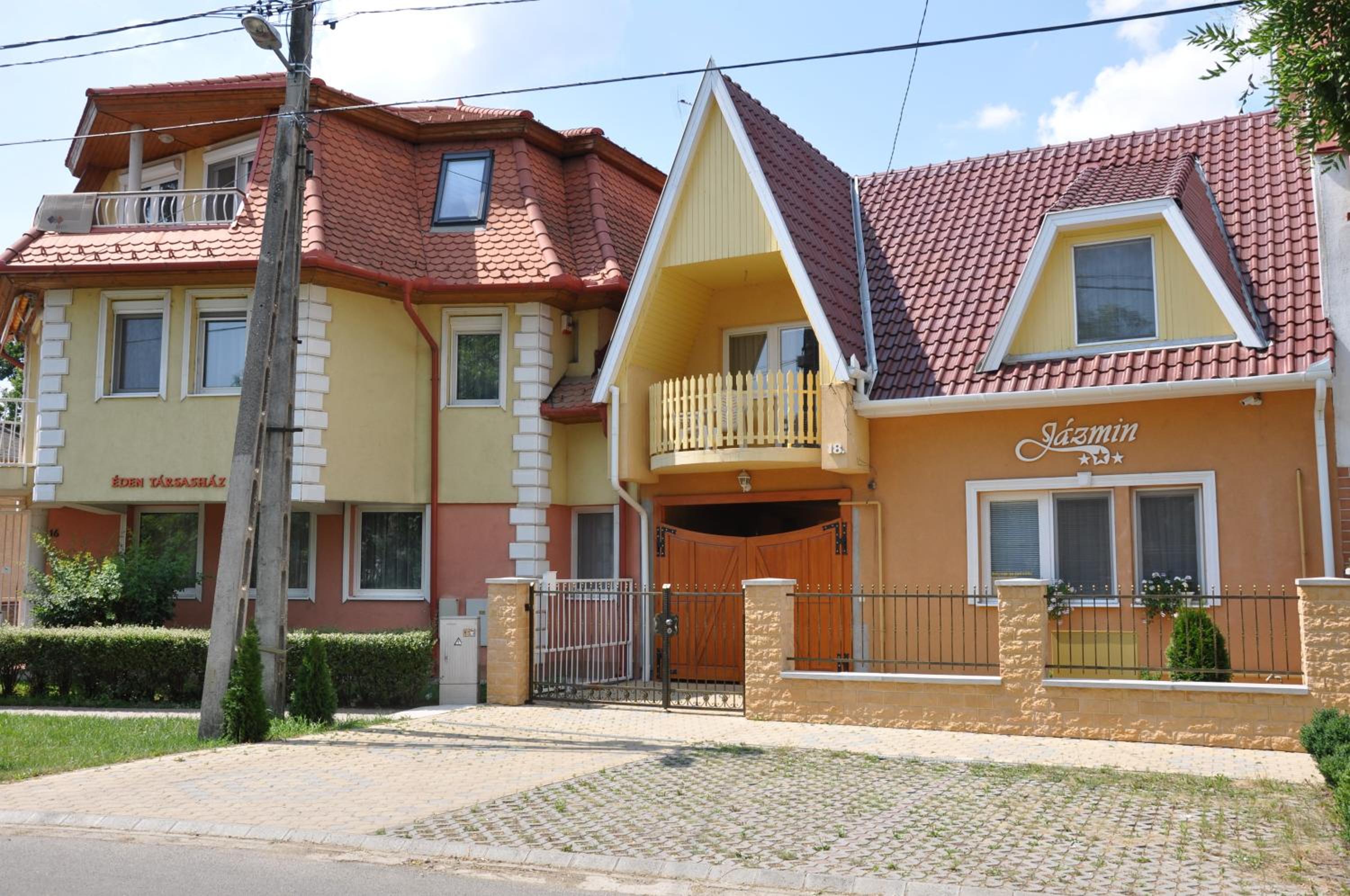 Jázmin Panzió view 5