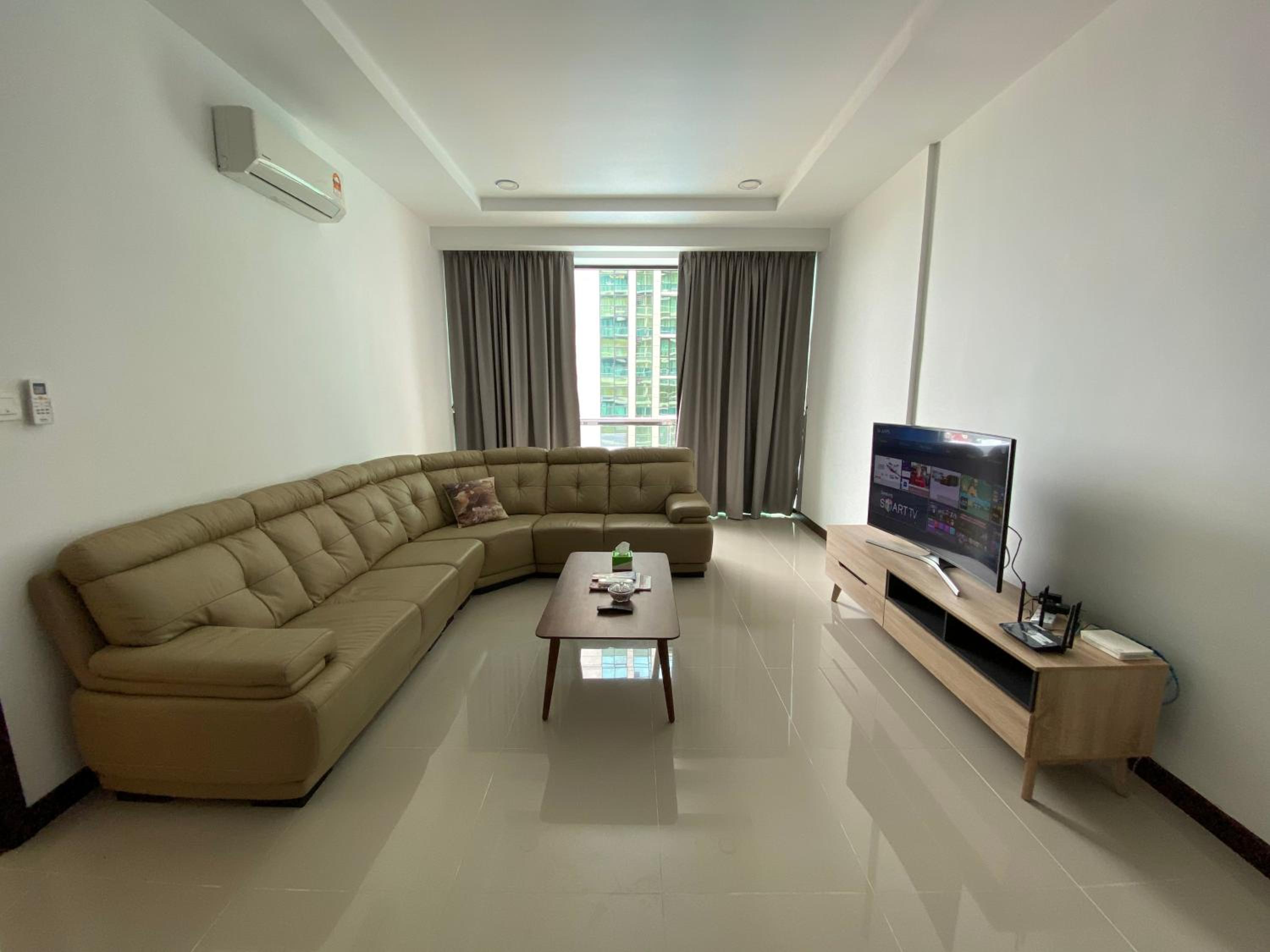 Imperial Suites at Boulevard Mall photo 7