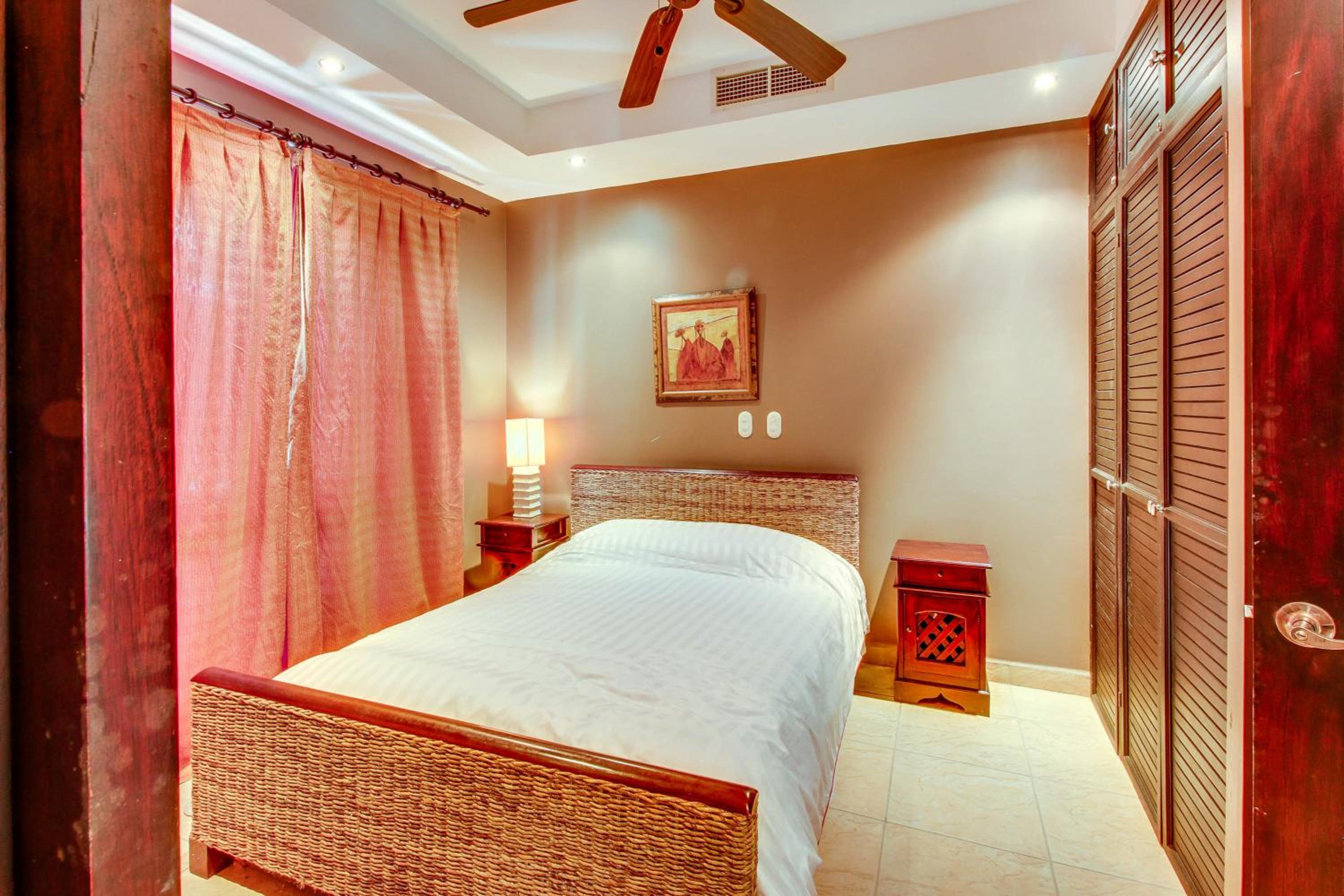 Bahia Encantada