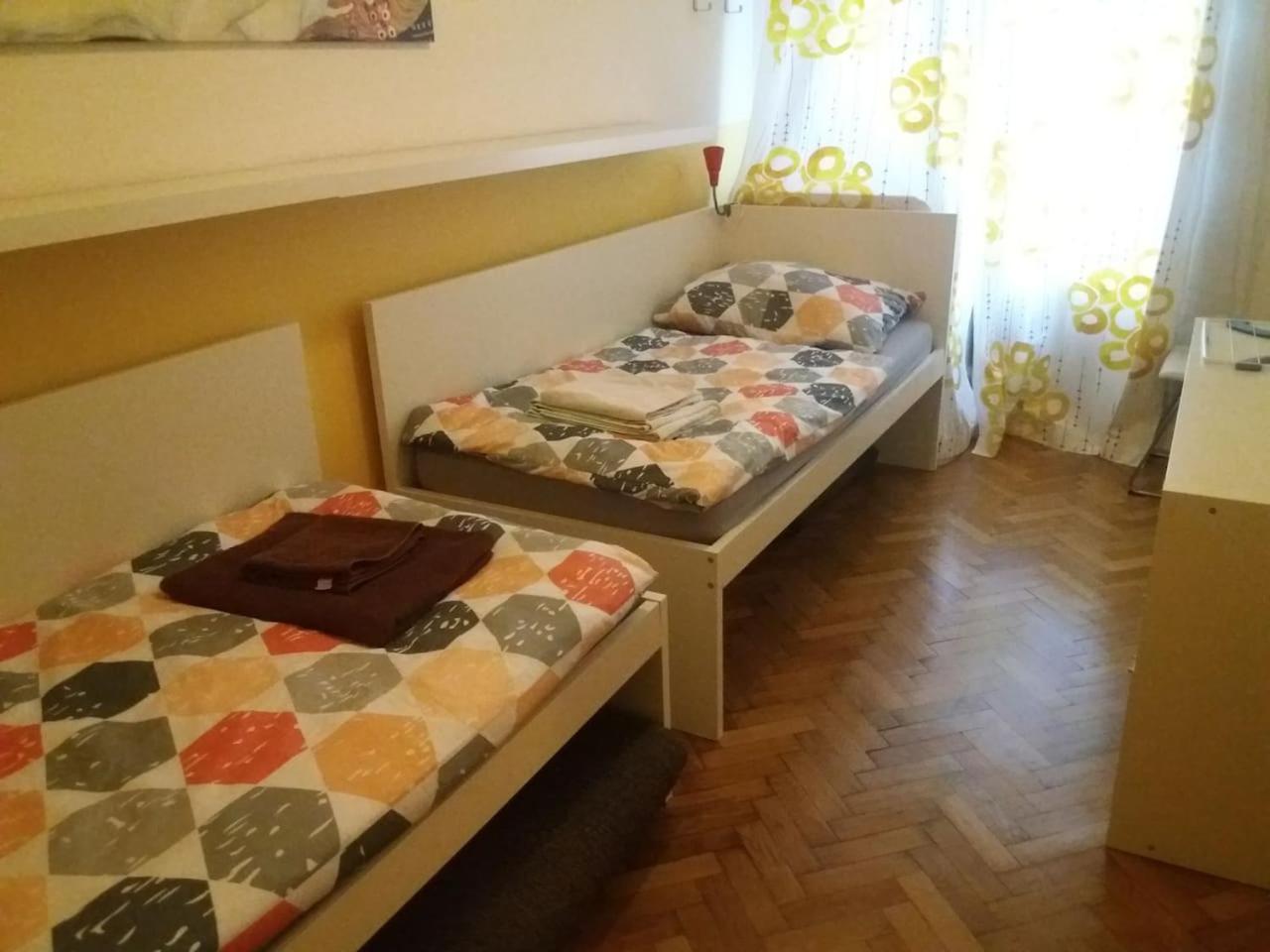 Geräumige zentrumsnahe Altbauwohnung