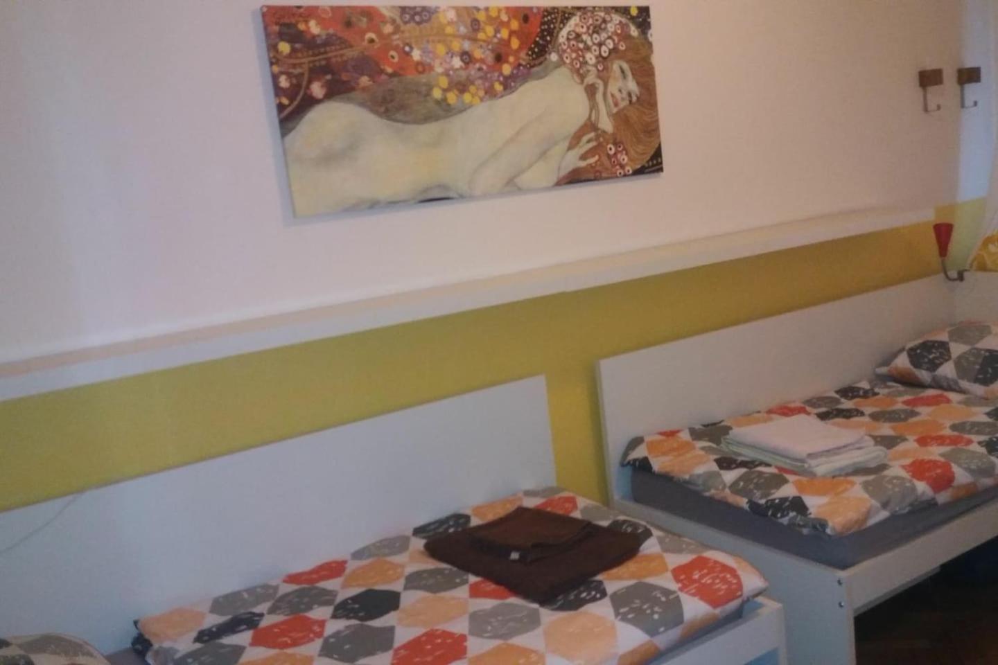 Geräumige zentrumsnahe Altbauwohnung