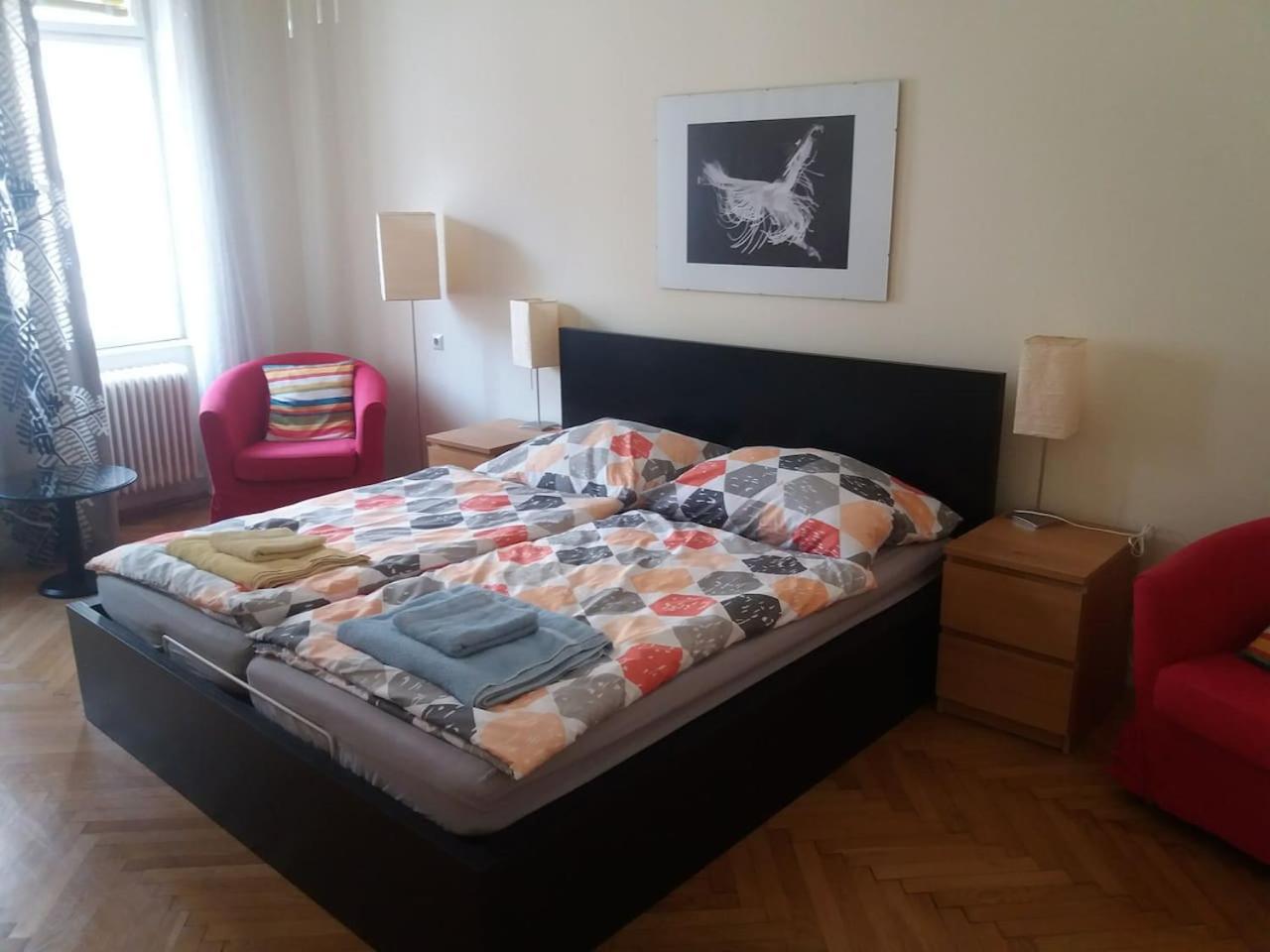 Geräumige zentrumsnahe Altbauwohnung