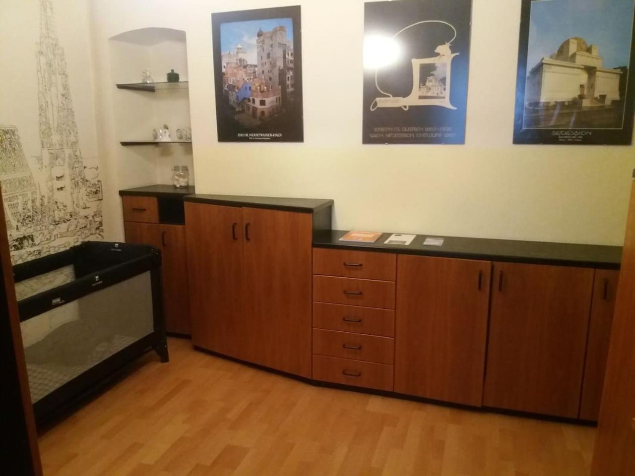 Geräumige zentrumsnahe Altbauwohnung