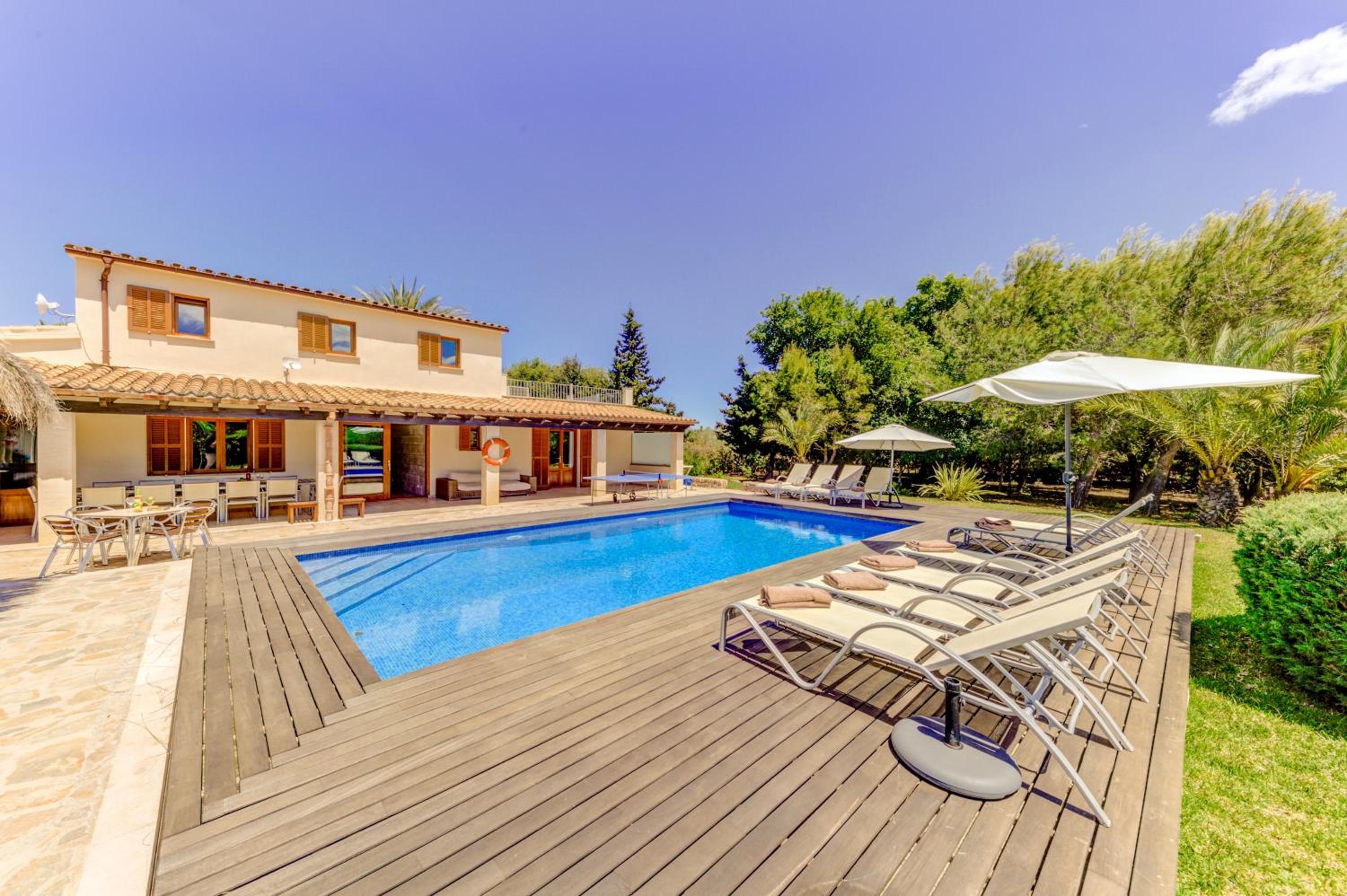 Villa Ponent by Sealand Villas view 2