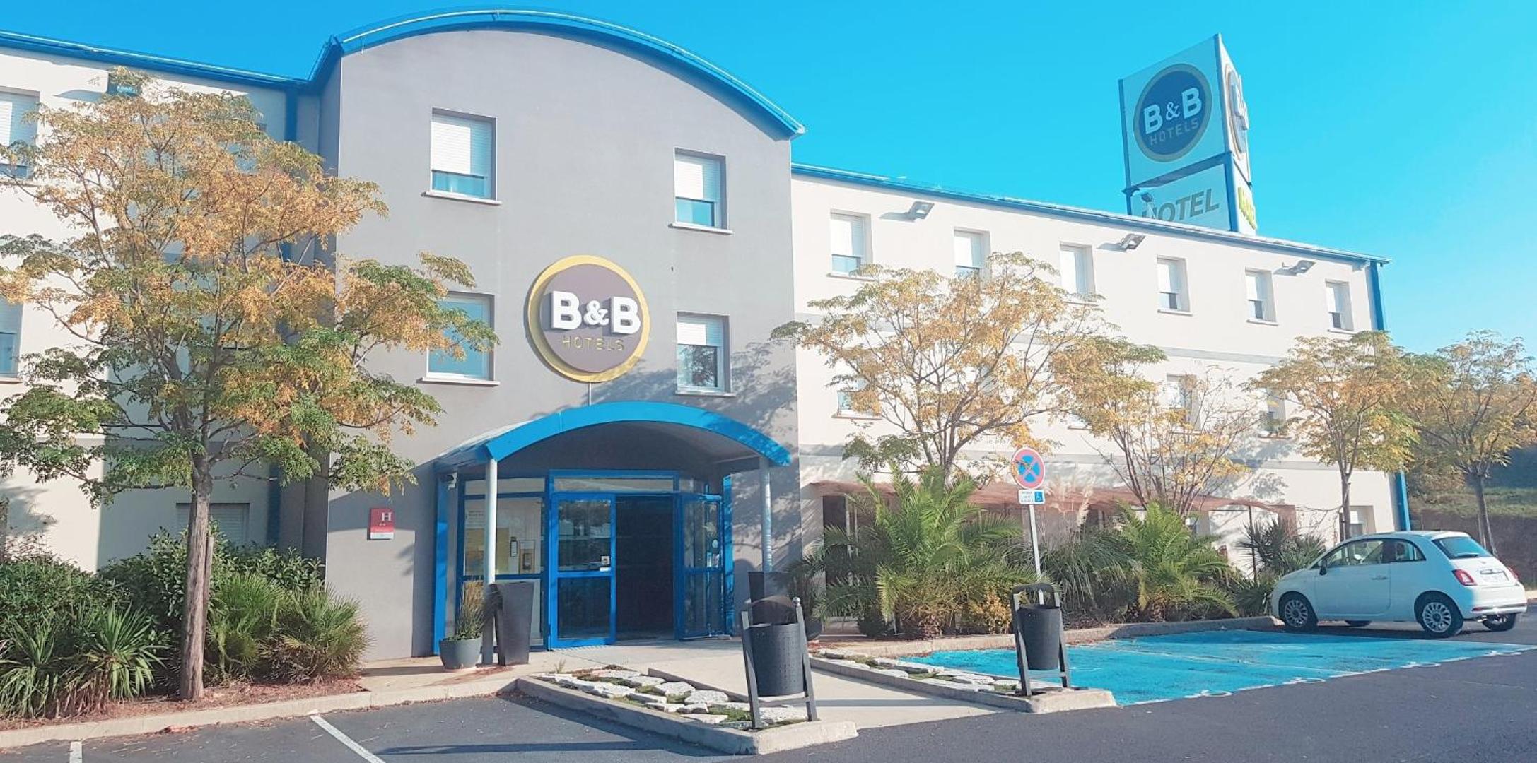 Hotel B&B HOTEL Pézenas - Image 1