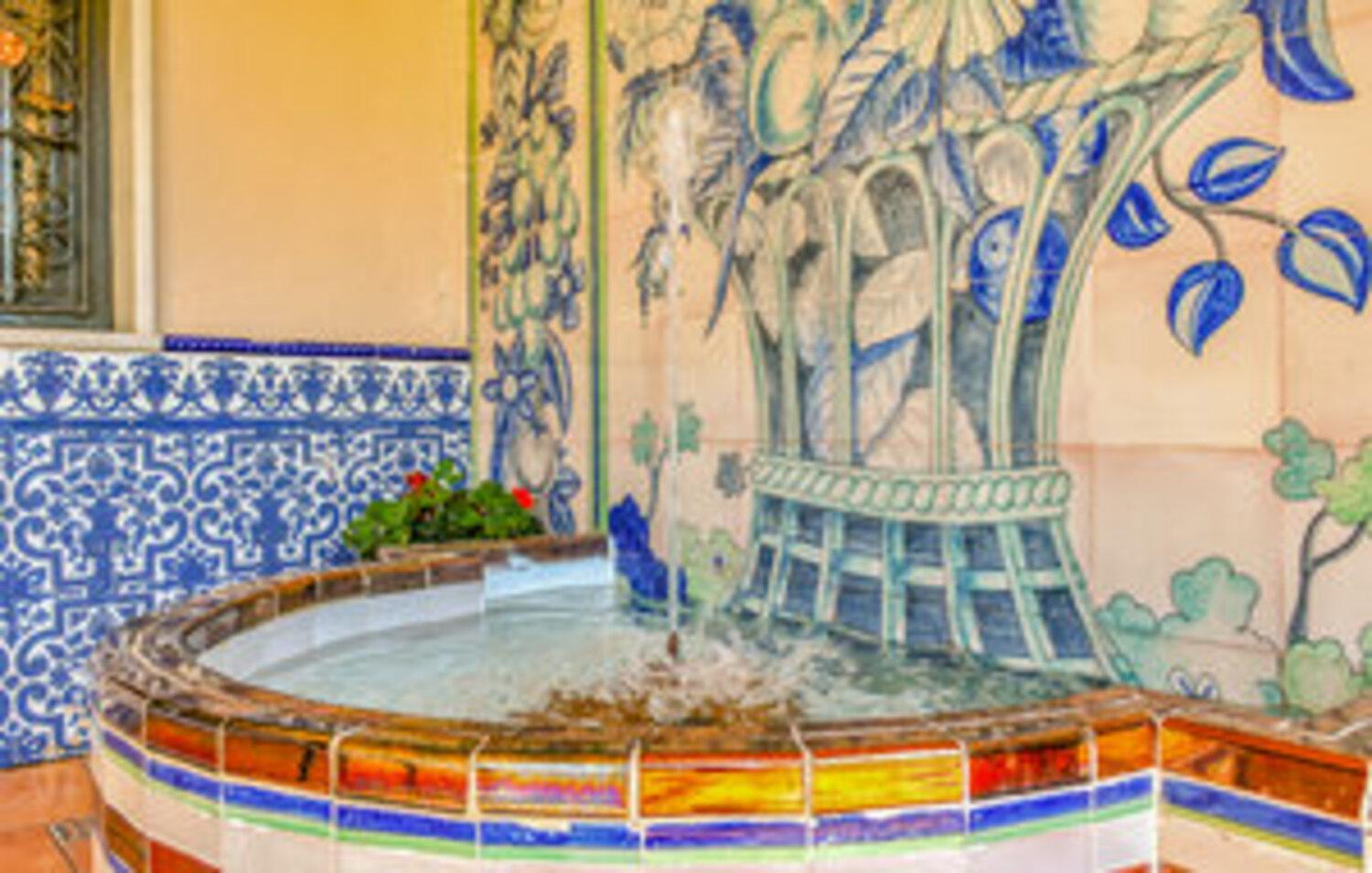 VILLA WITH PRIVATE POOL,NEAR THE BEACH , BBQ, WiFi
