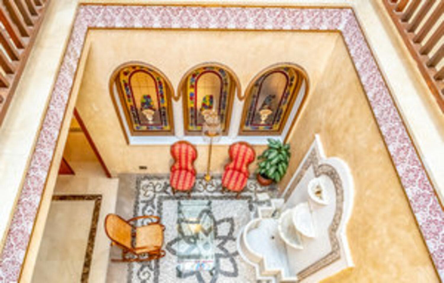 VILLA WITH PRIVATE POOL,NEAR THE BEACH , BBQ, WiFi